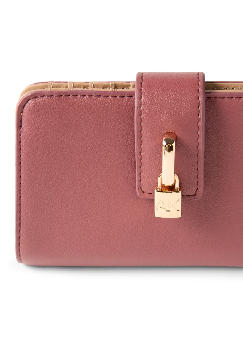 Medium Flap Wallet