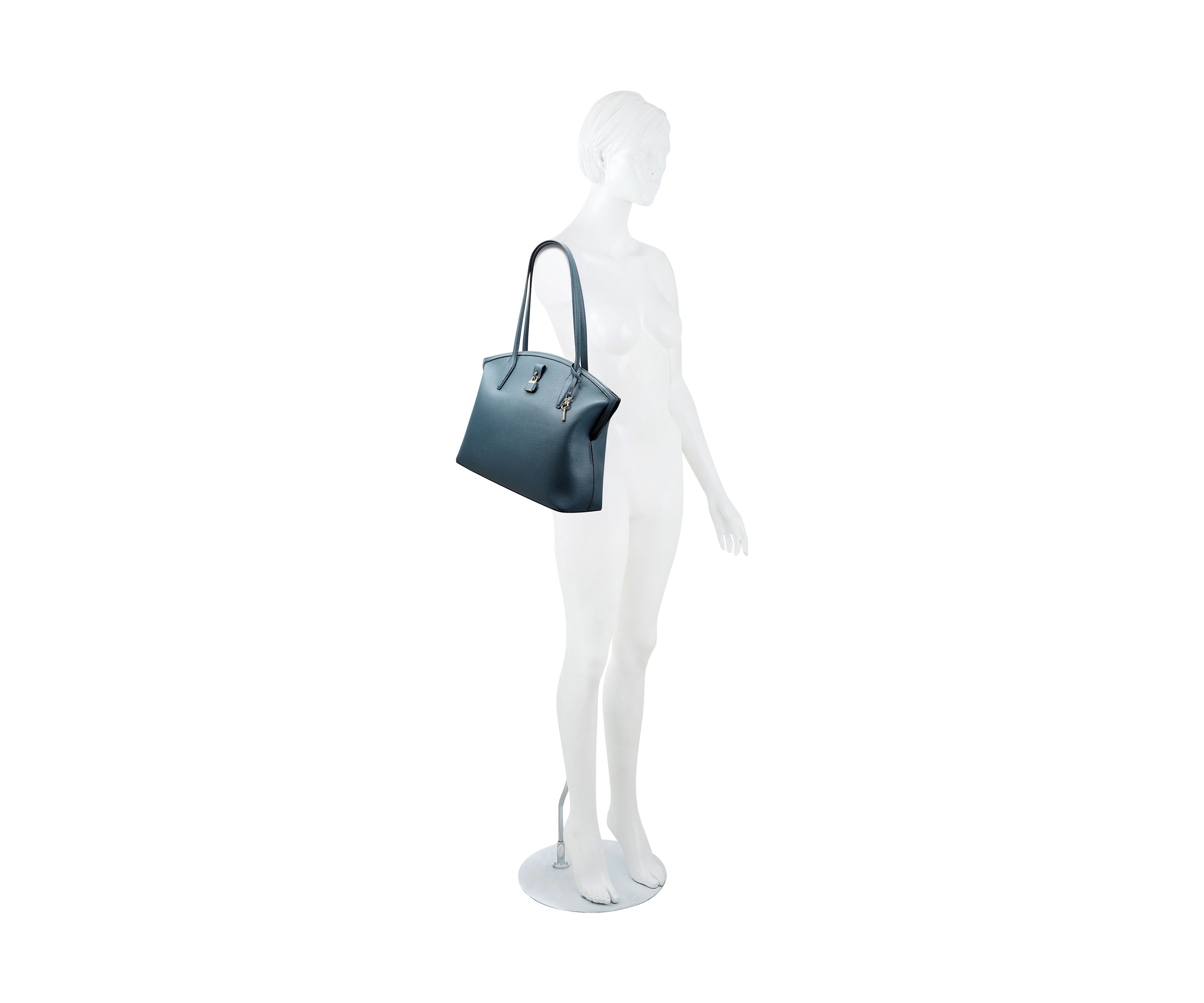 Nemi Tote