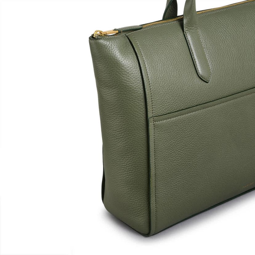 Oak Street Medium Ziptop Tote