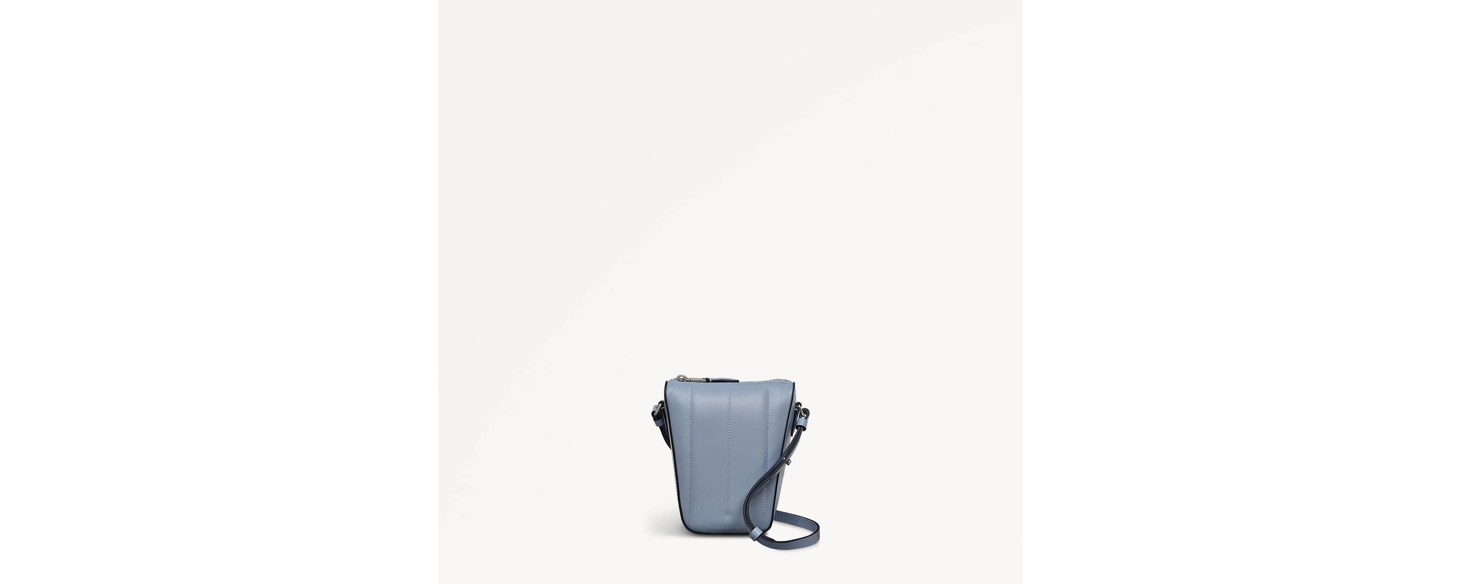 Oak Street Quilt Medium Phone Crossbody