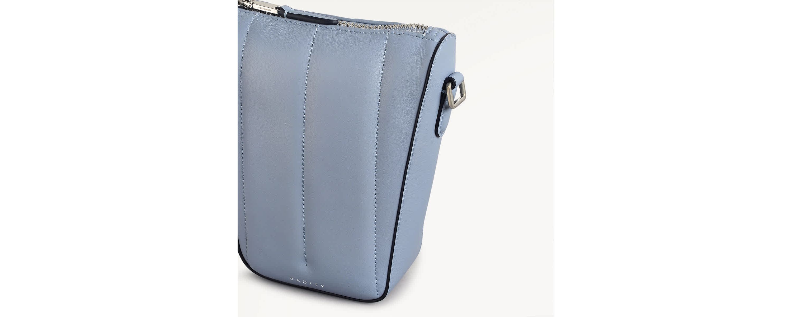 Oak Street Quilt Medium Phone Crossbody