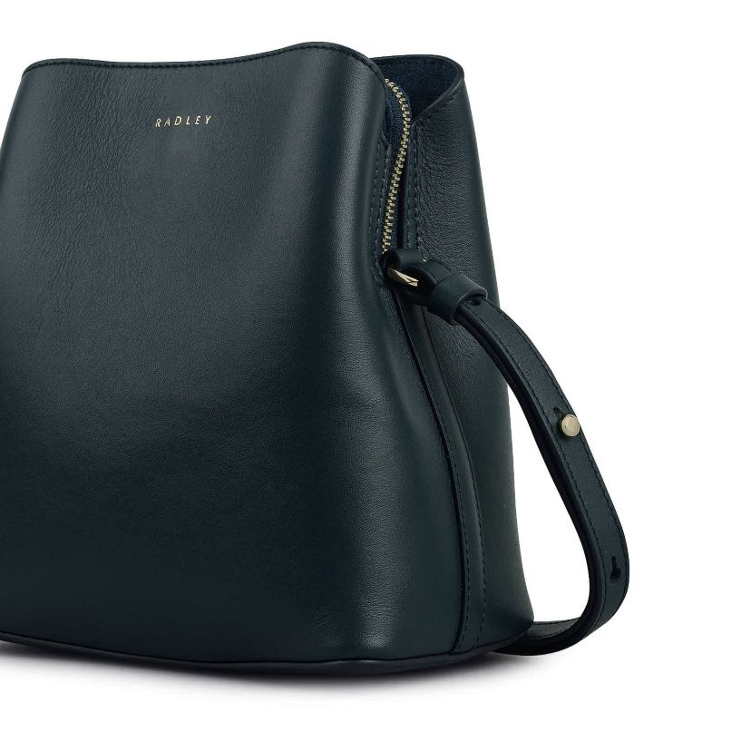 Dukes Place Small Compartment Crossbody