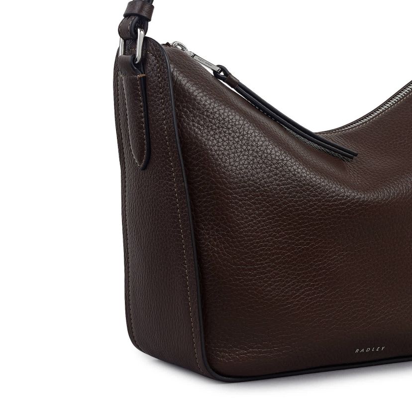 Oak Street Medium Ziptop Crossbody