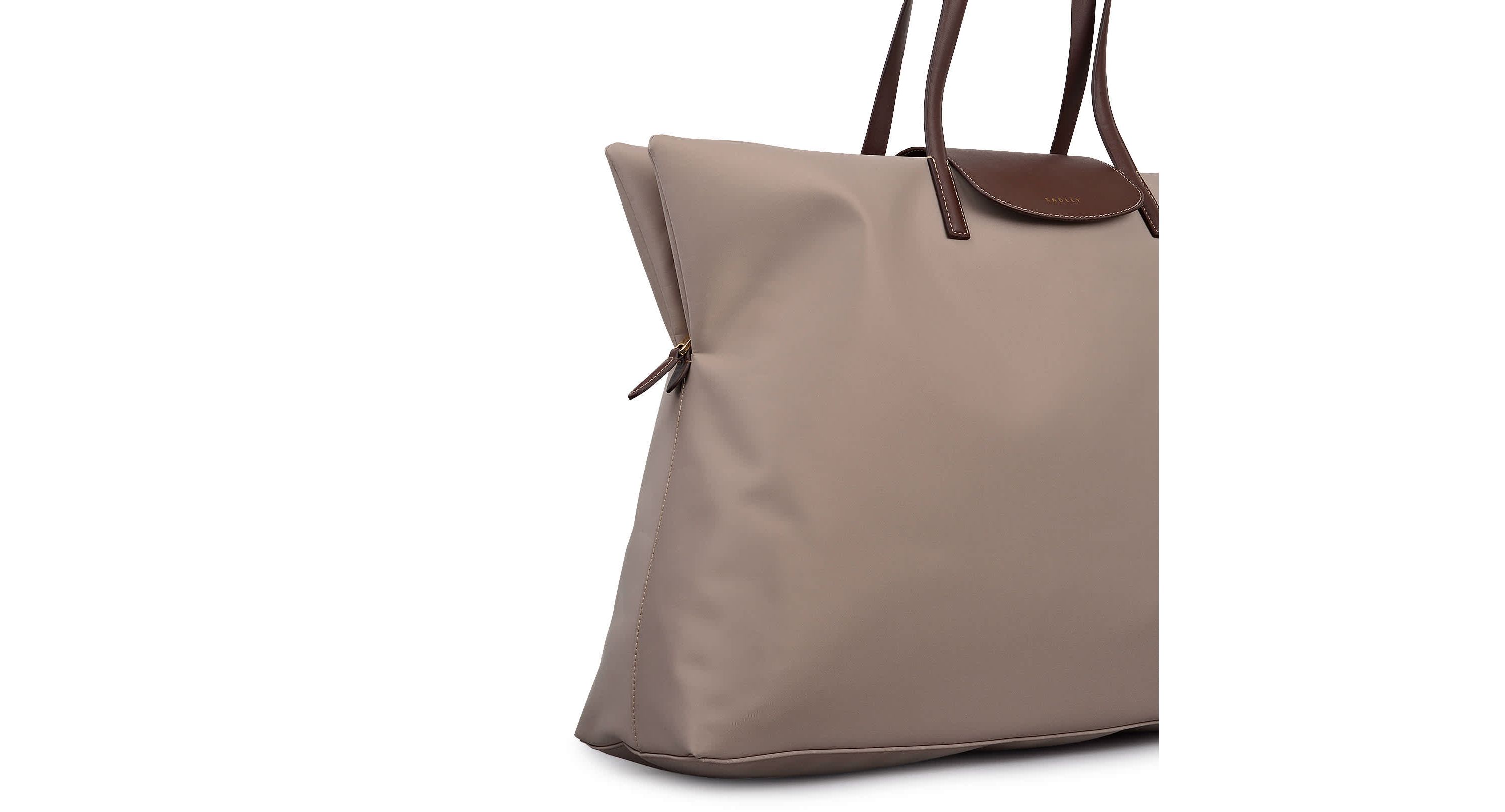 Pocket Essentials Large Ziptop Shoulder