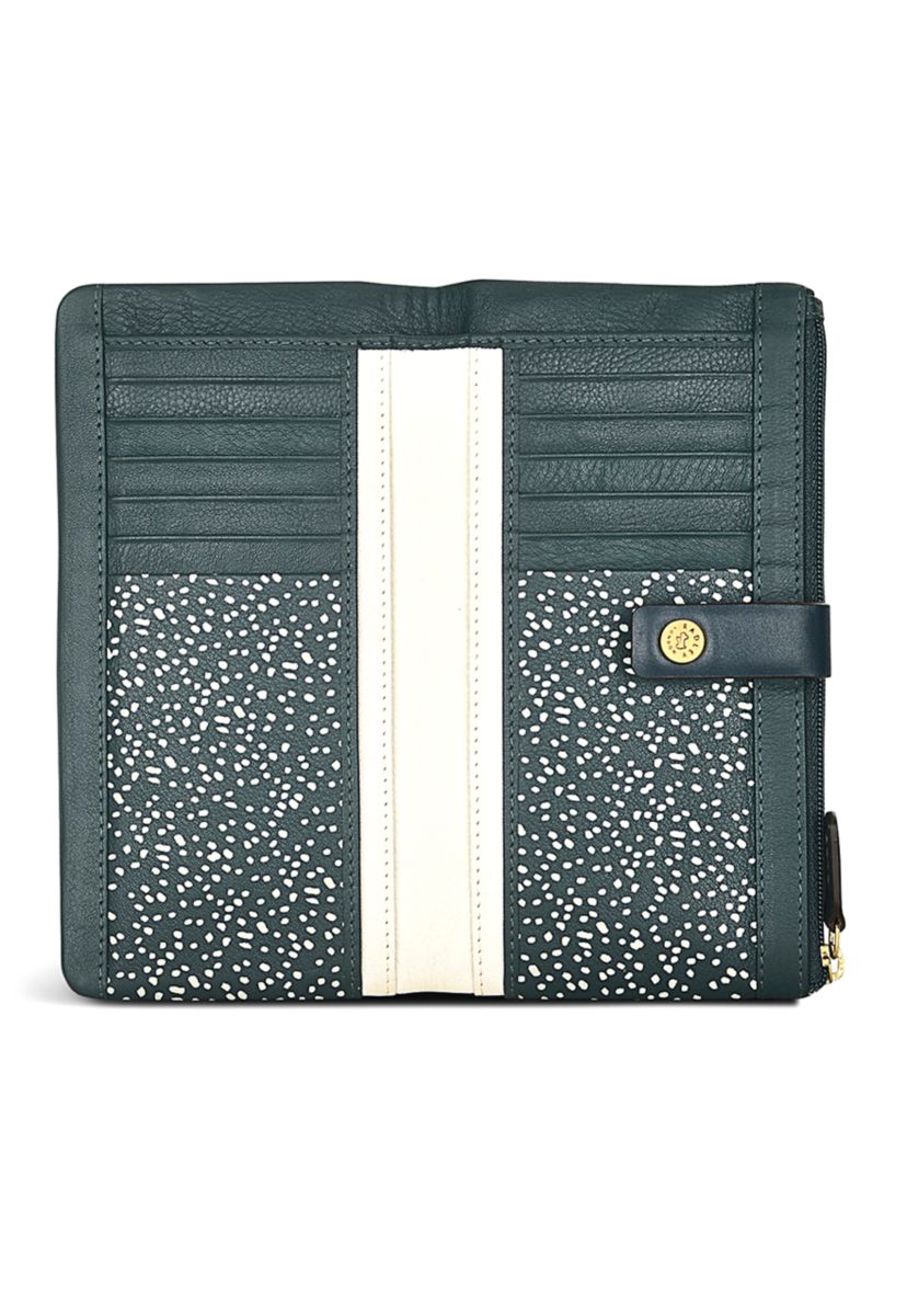 Larkswood Large Bifold Matinee Wallet