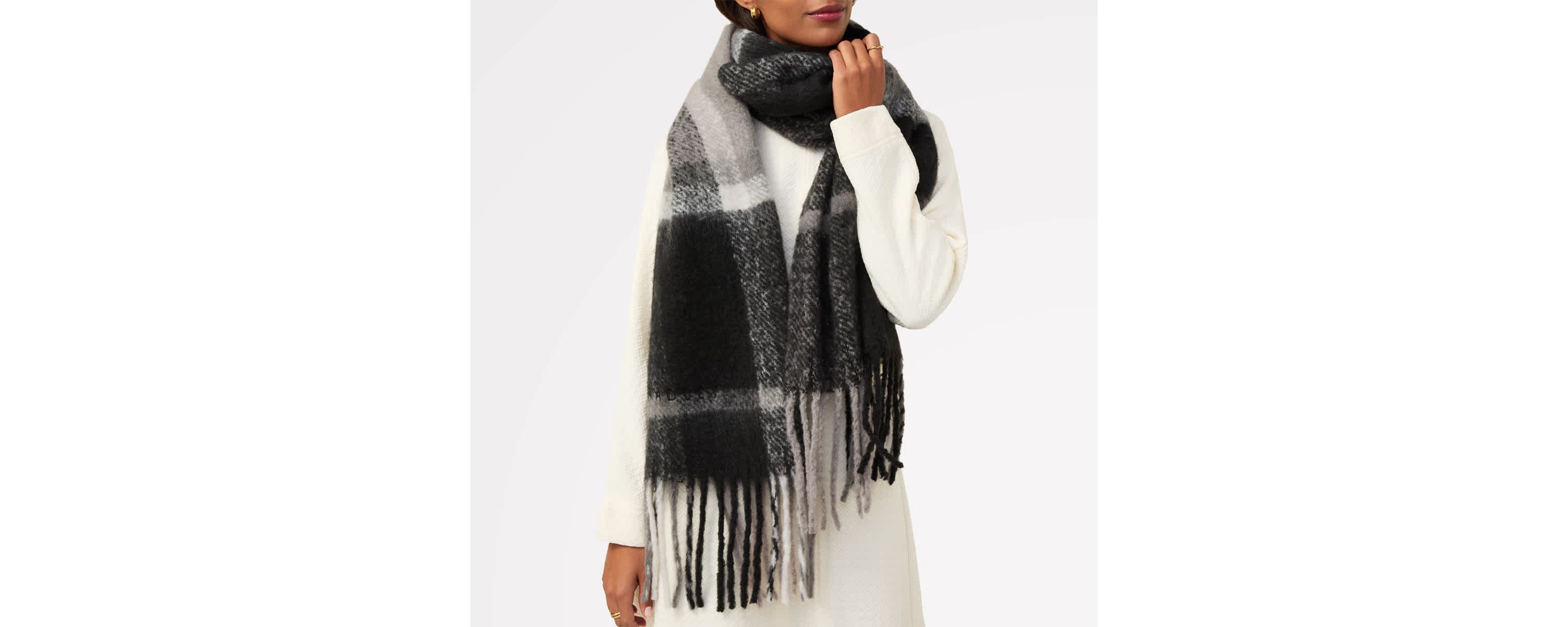 Fluffy Check - Scarf