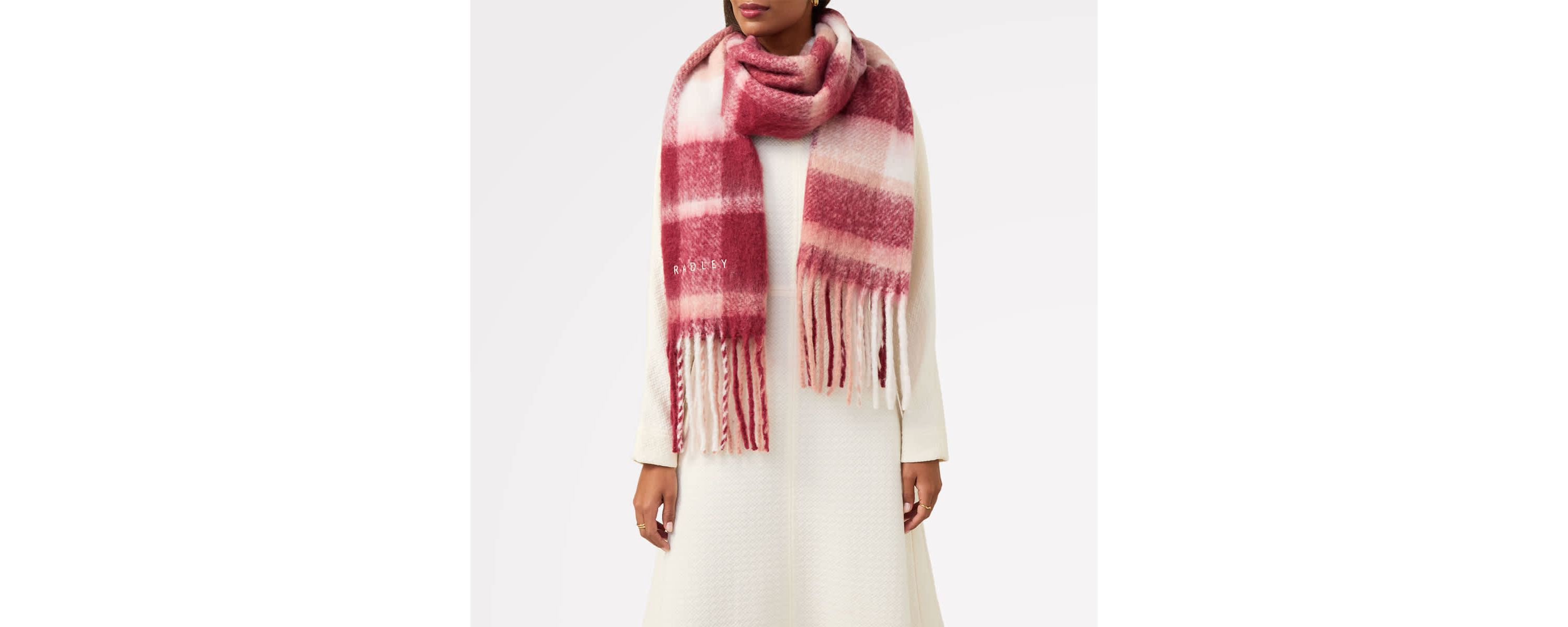 Fluffy Check - Scarf