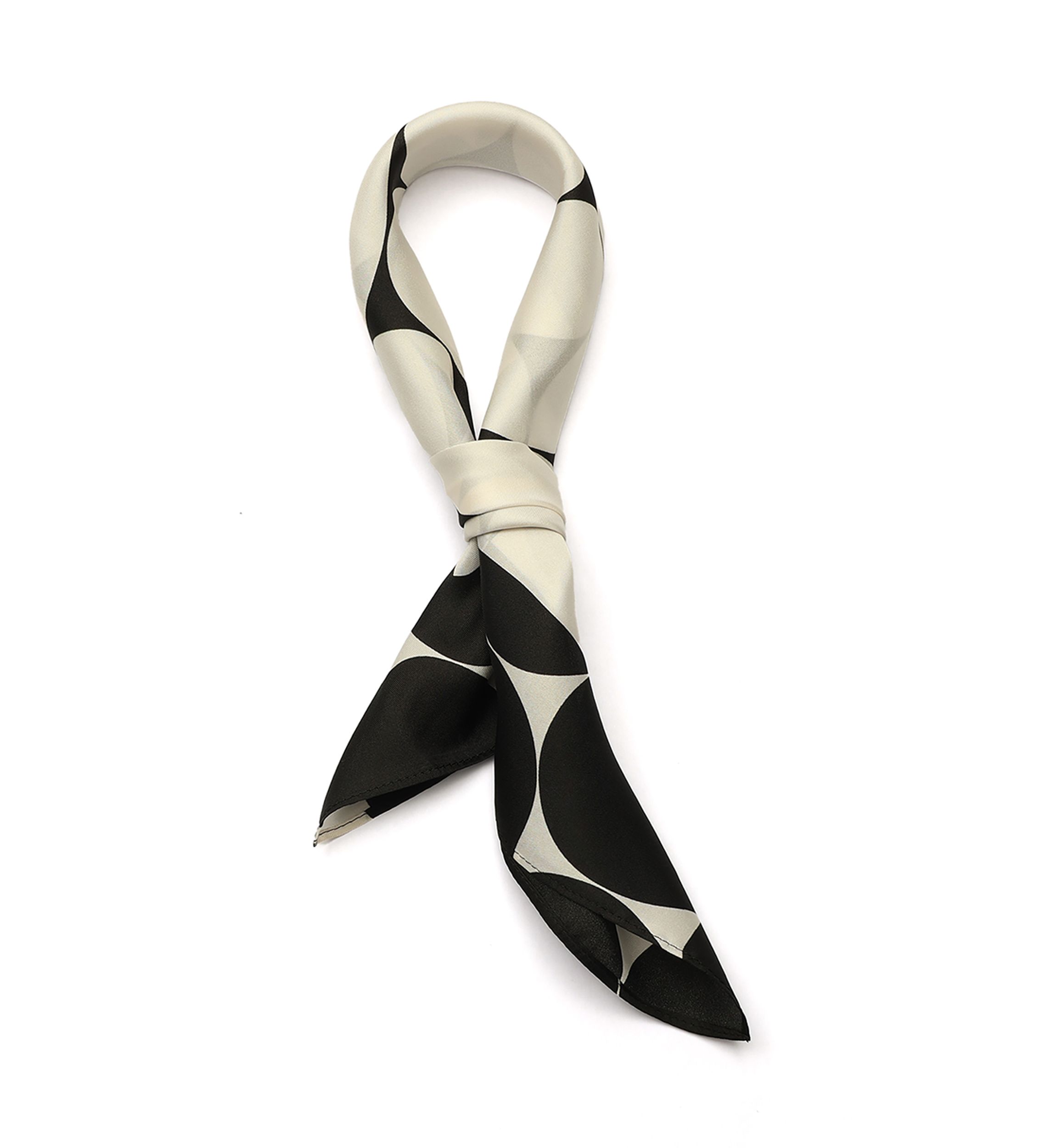 Seasonless Dot Printed Bandana