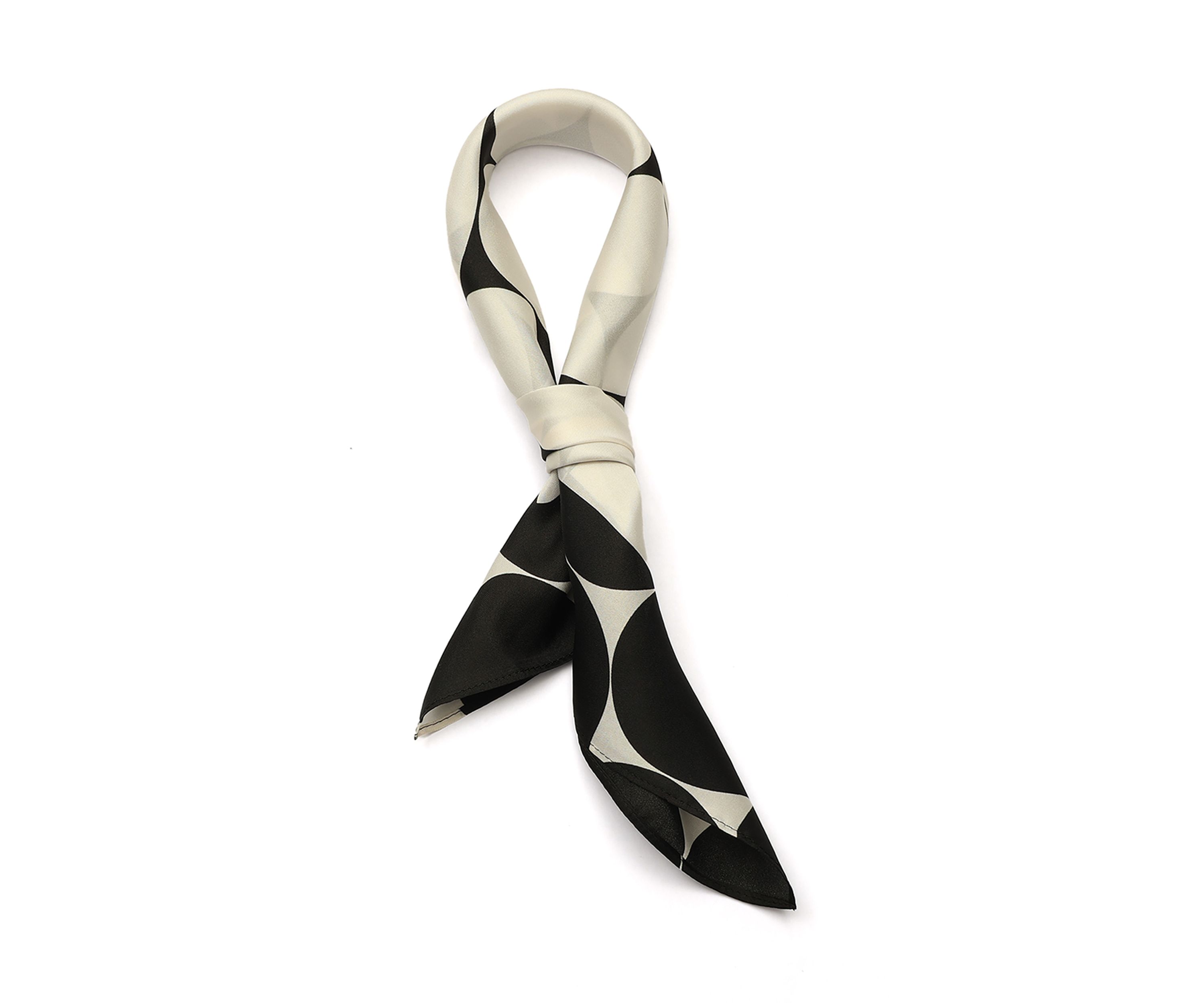 Seasonless Dot Printed Bandana