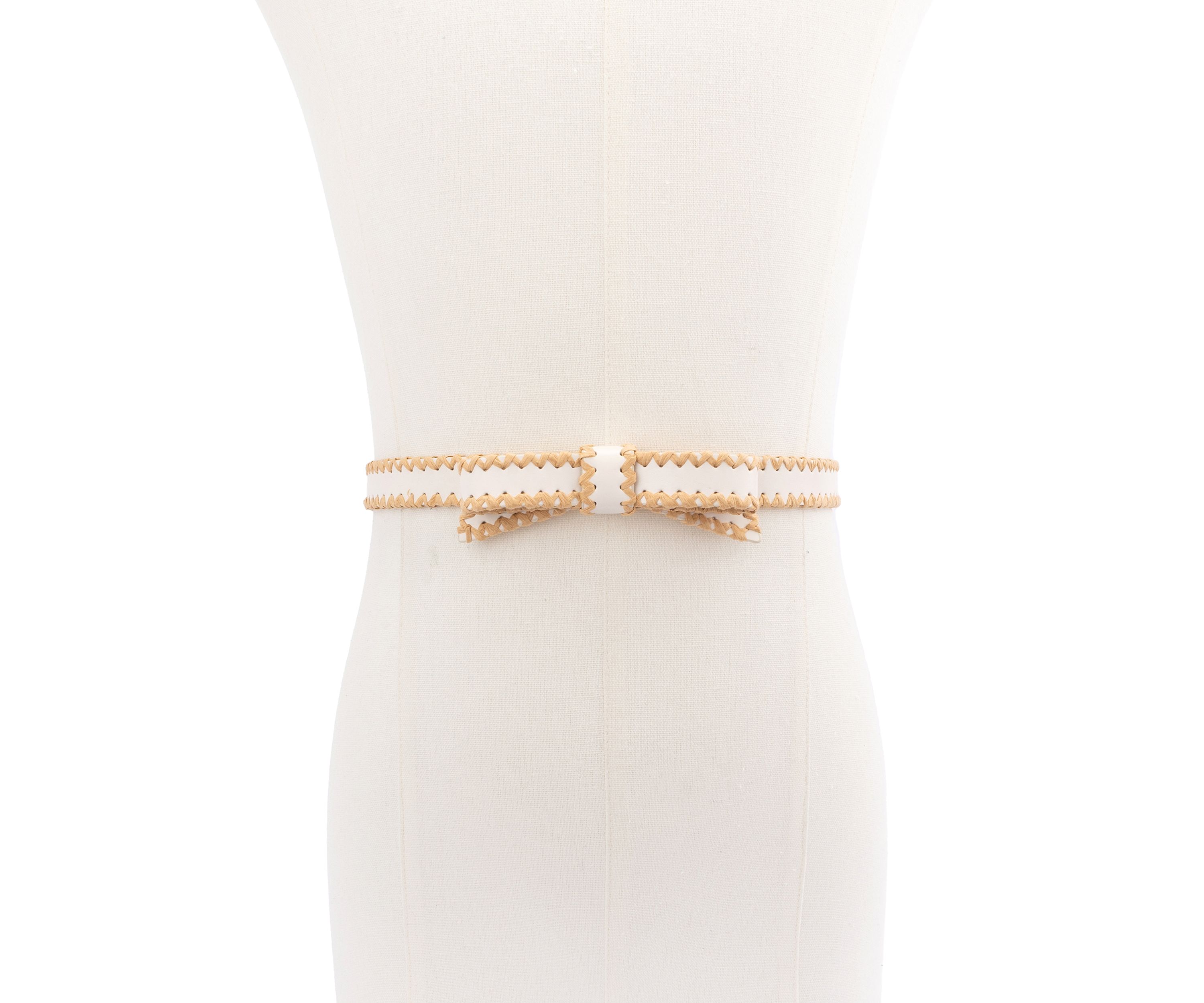 Bow Belt with Straw Edge