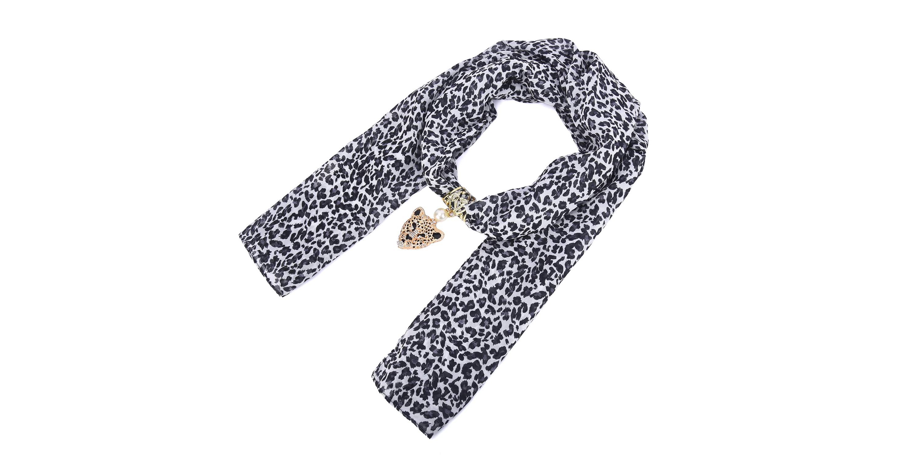 Womens Leopard Pendant Scarf