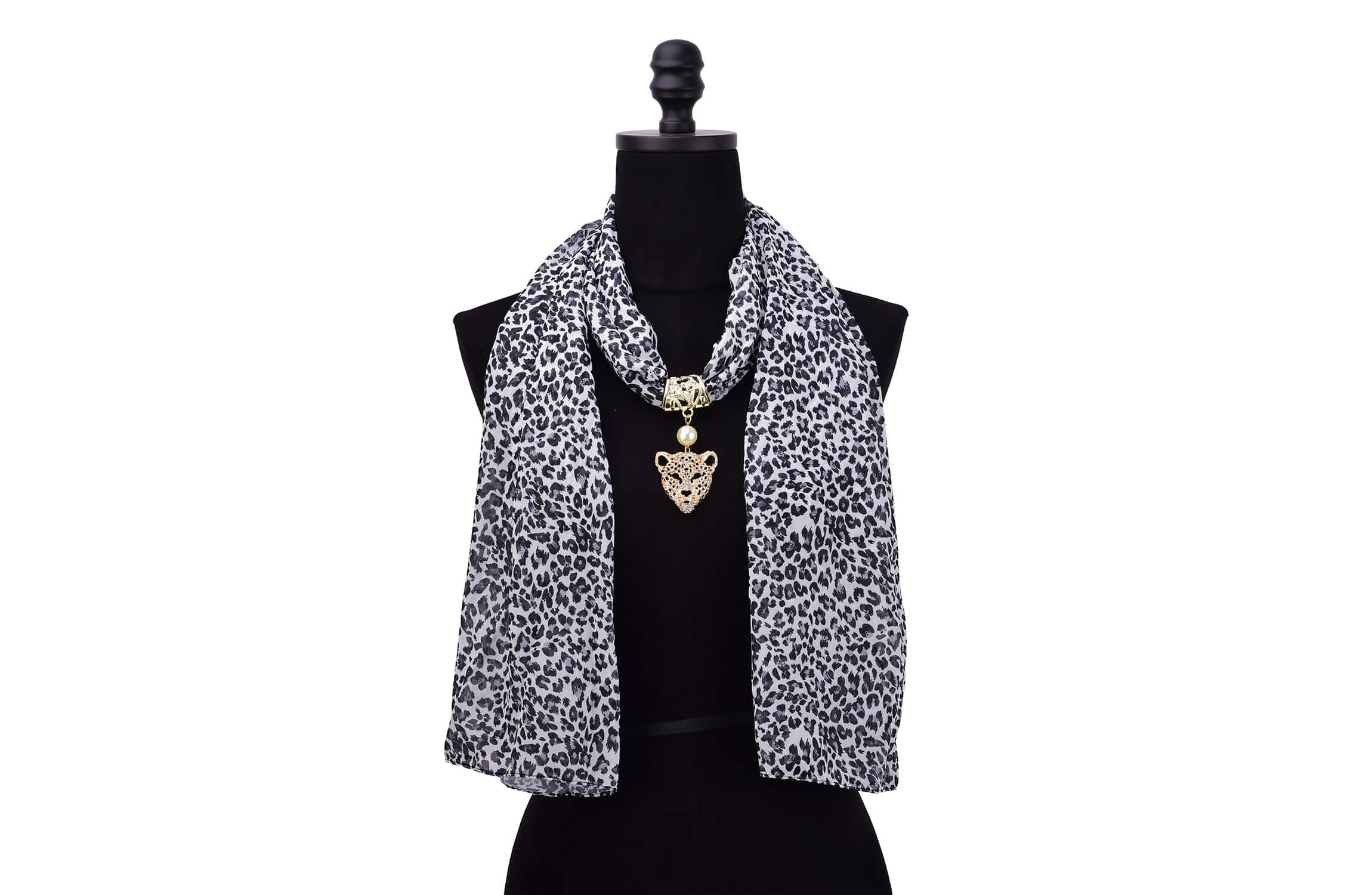 Womens Leopard Pendant Scarf