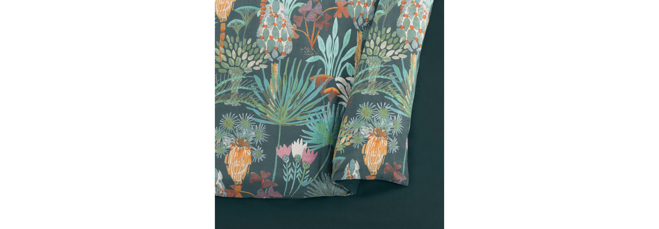 Phoenix 3-Piece Duvet Cover Set by Jungalow