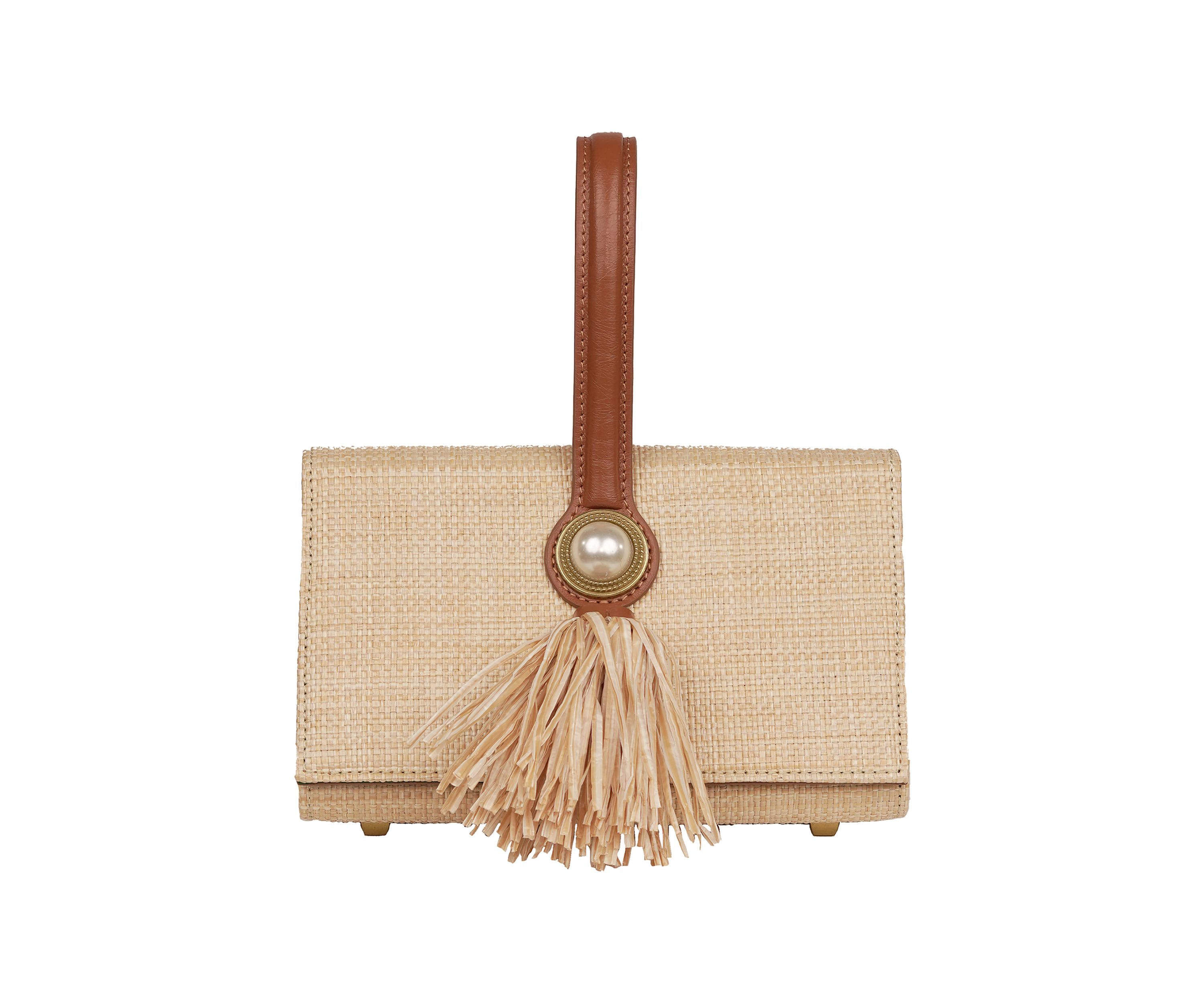 La Lisa Woven Clutch