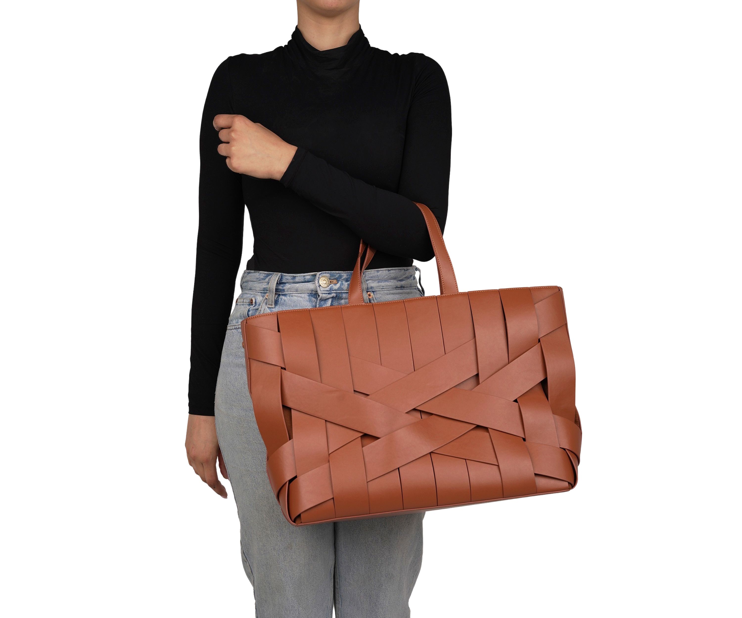 Bouid Woven Leather Medium Tote