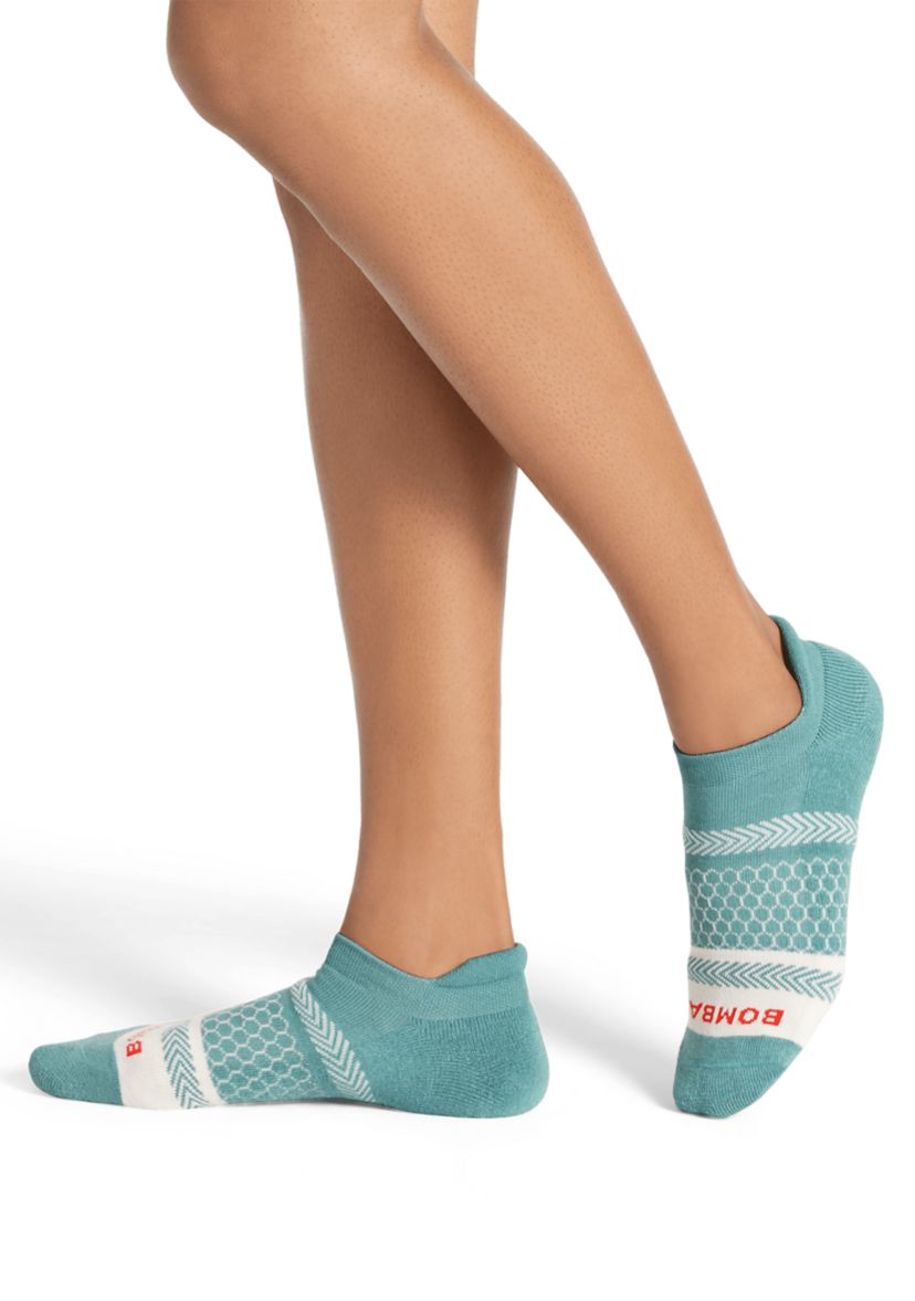 Chevron Double Stripes Ankle Socks