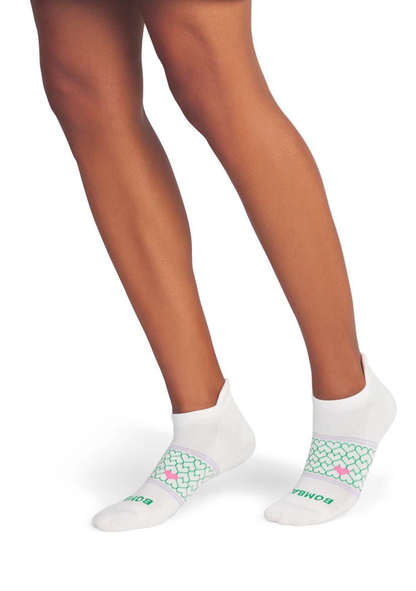 Heart Arch and Stripes Ankle Socks 