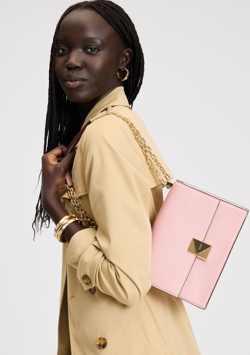 Deco Pebbled Leather Chain Shoulder Bag 