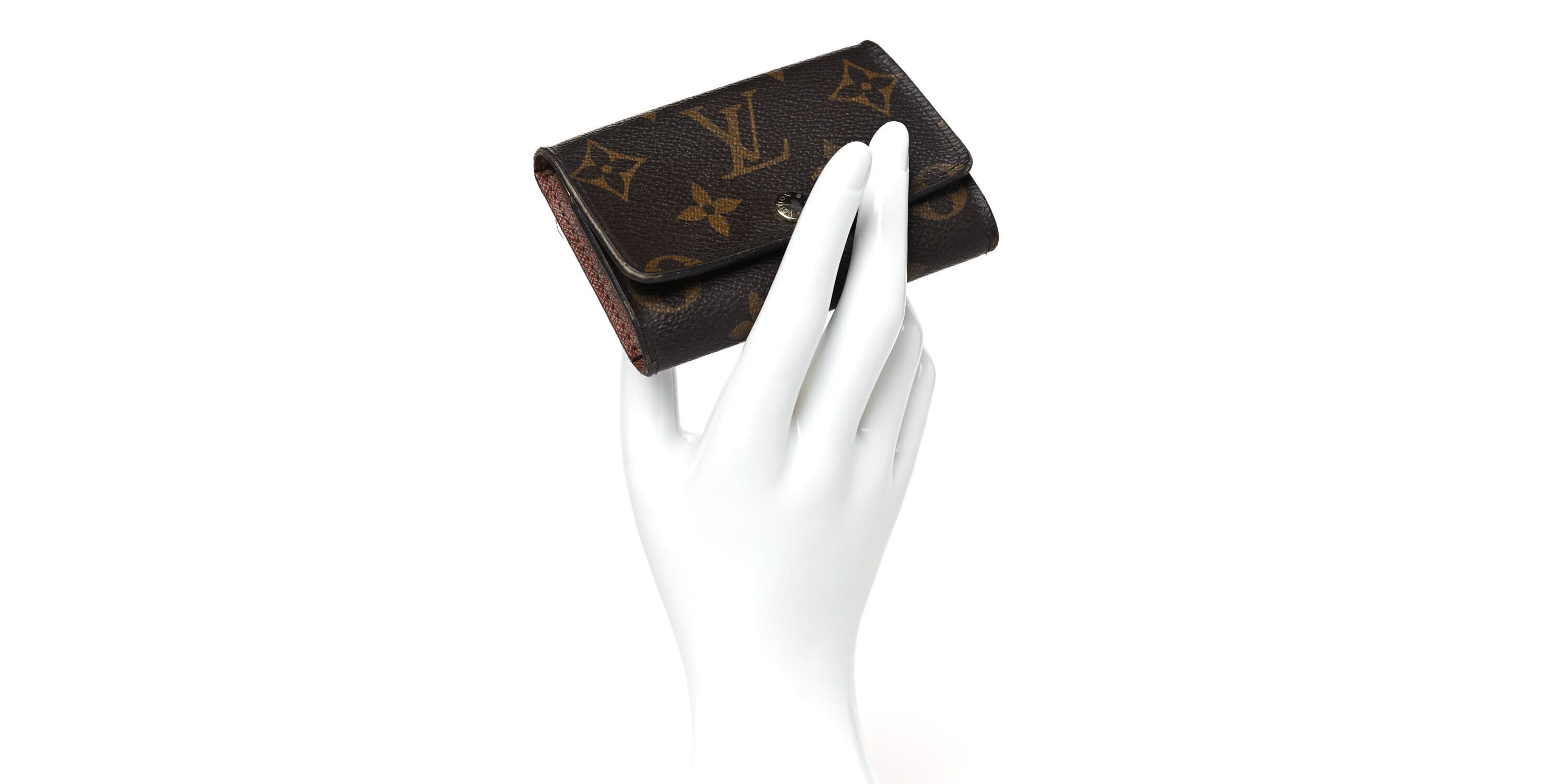 Louis Vuitton 6 Key Holder Monogram -FINAL SALE NO RETURNS