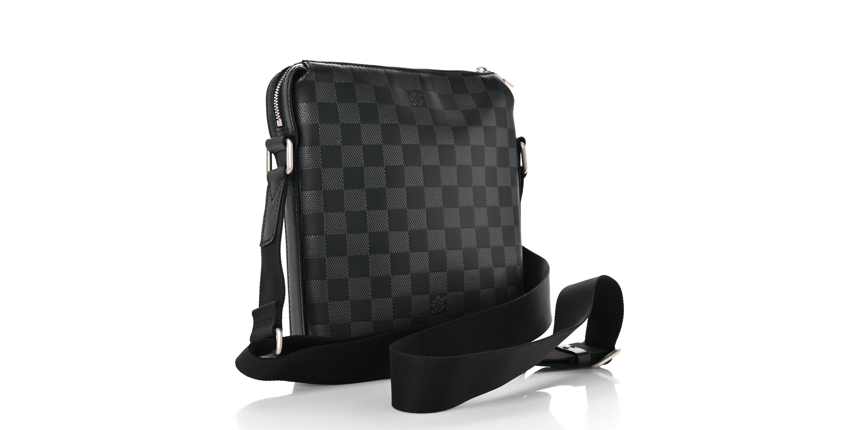 Louis Vuitton Discovery Messenger BB Damier Infini -FINAL SALE NO RETURNS
