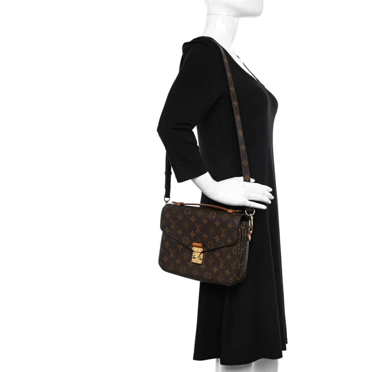 Louis Vuitton Pochette Metis Monogram -FINAL SALE NO RETURNS