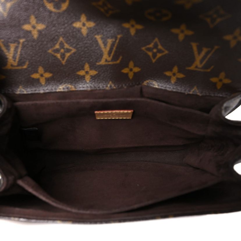 Louis Vuitton Pochette Metis Monogram -FINAL SALE NO RETURNS