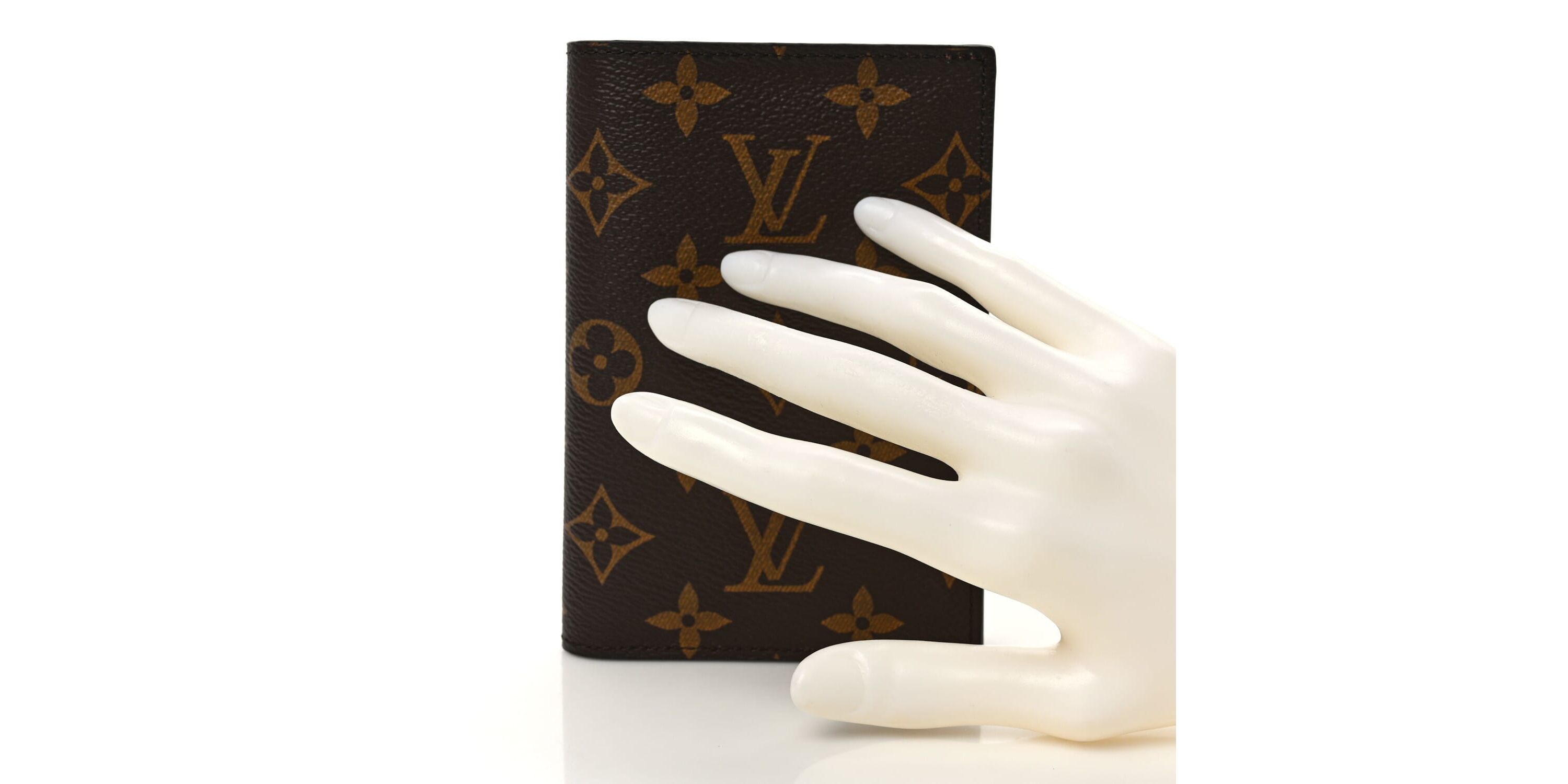 Louis Vuitton Monogram Passport Cover -FINAL SALE NO RETURNS