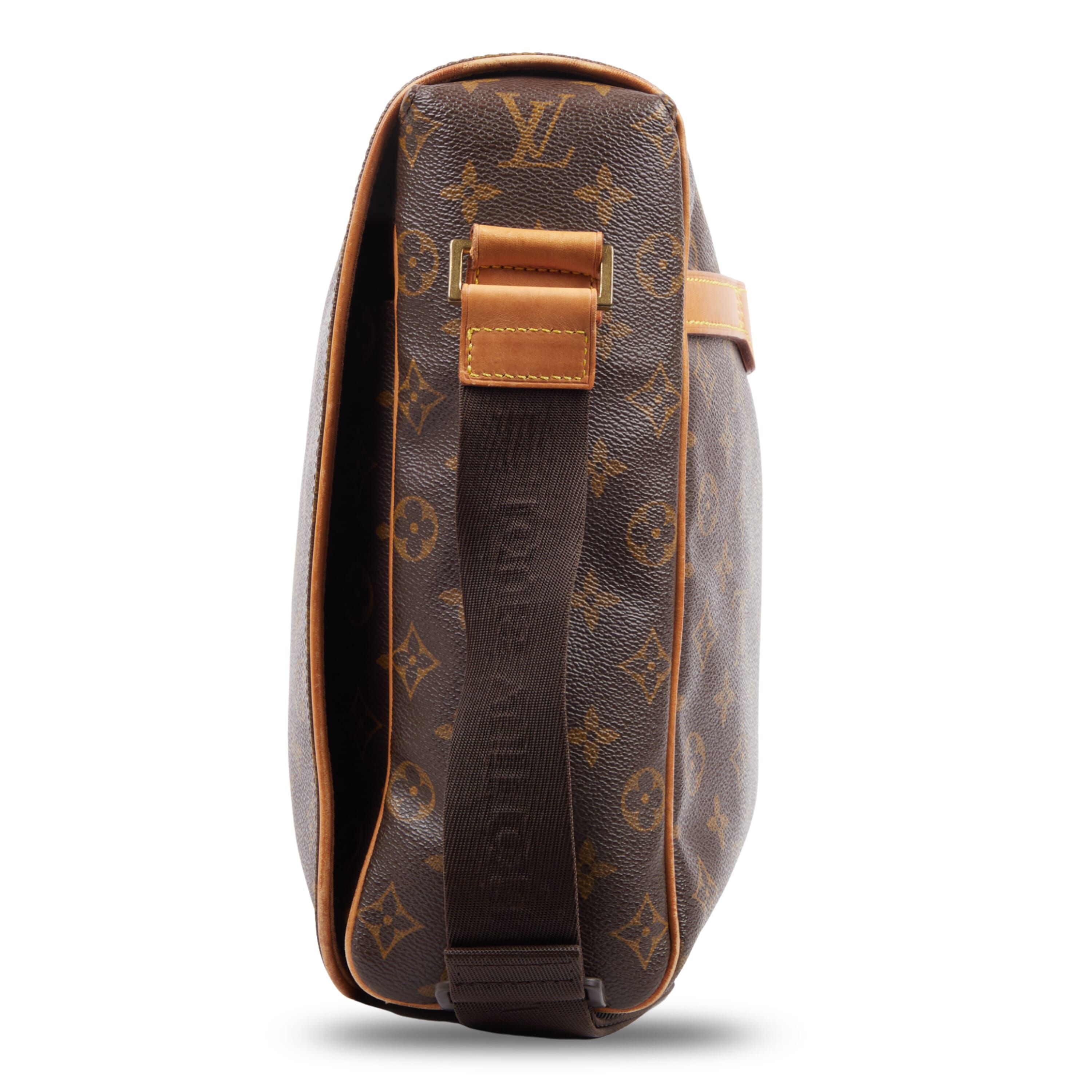 Louis Vuitton Abbesses Monogram -FINAL SALE NO RETURNS