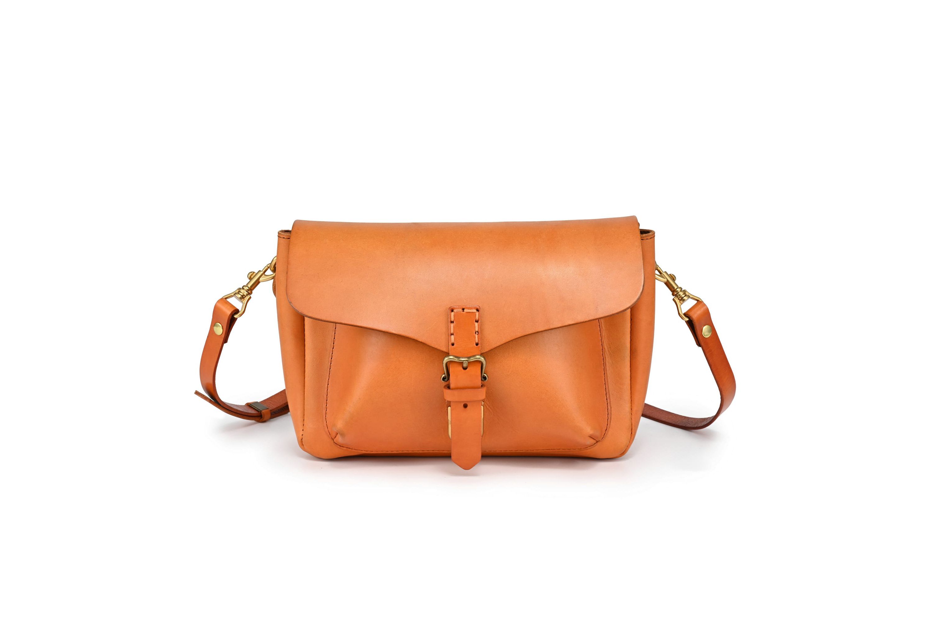 Isla Flap Crossbody