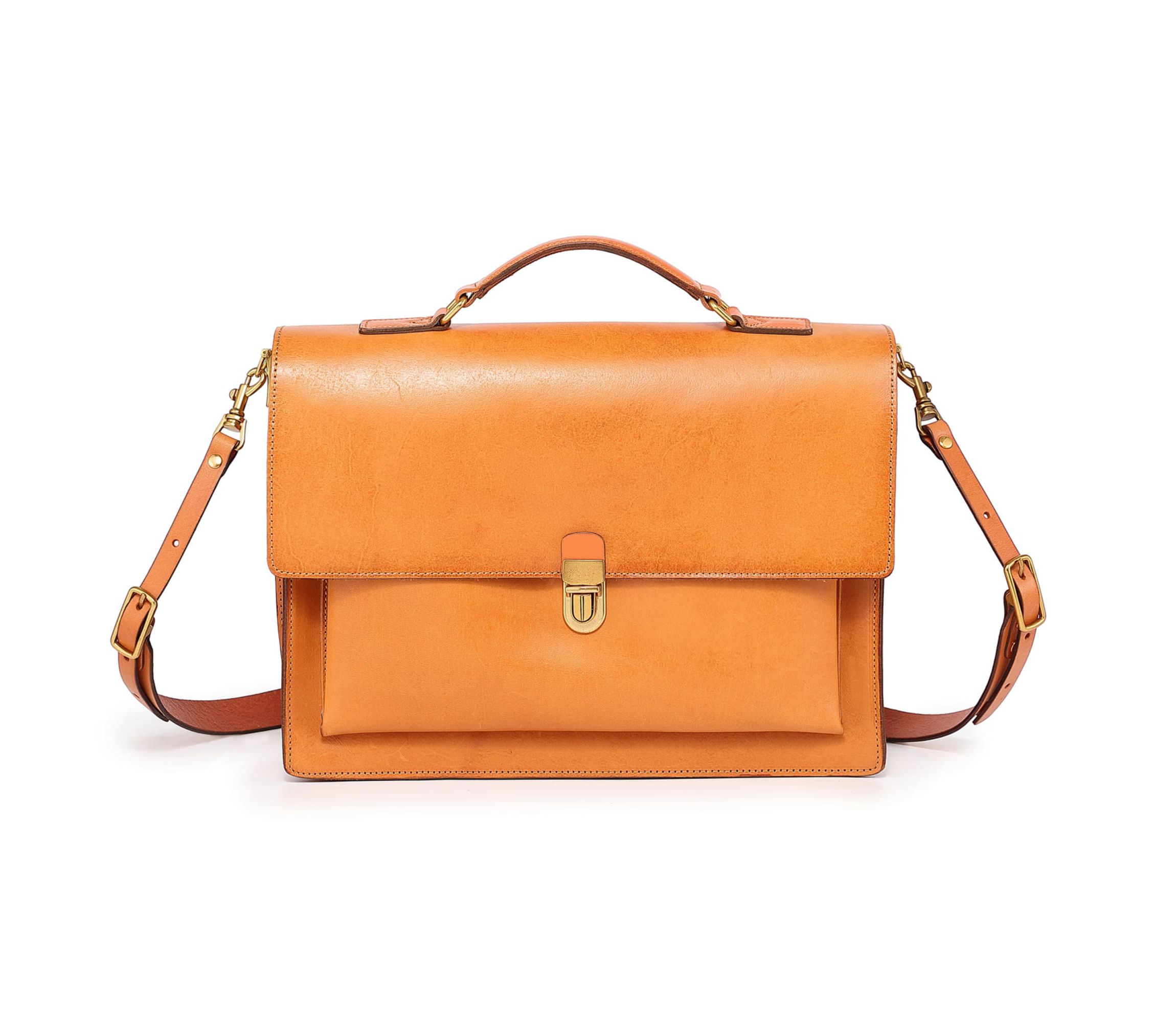 Laurel Messenger