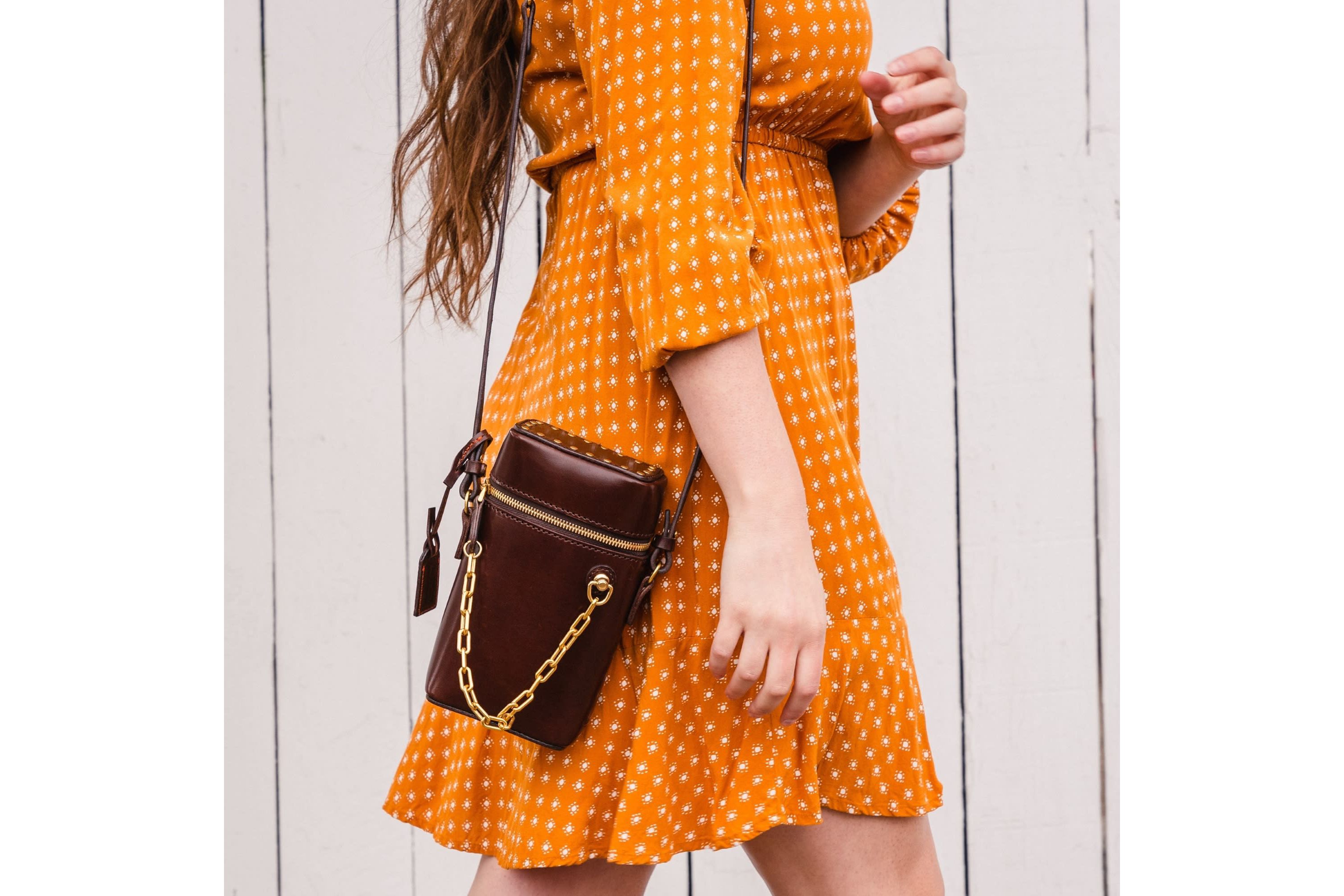 Oranda Slim Crossbody