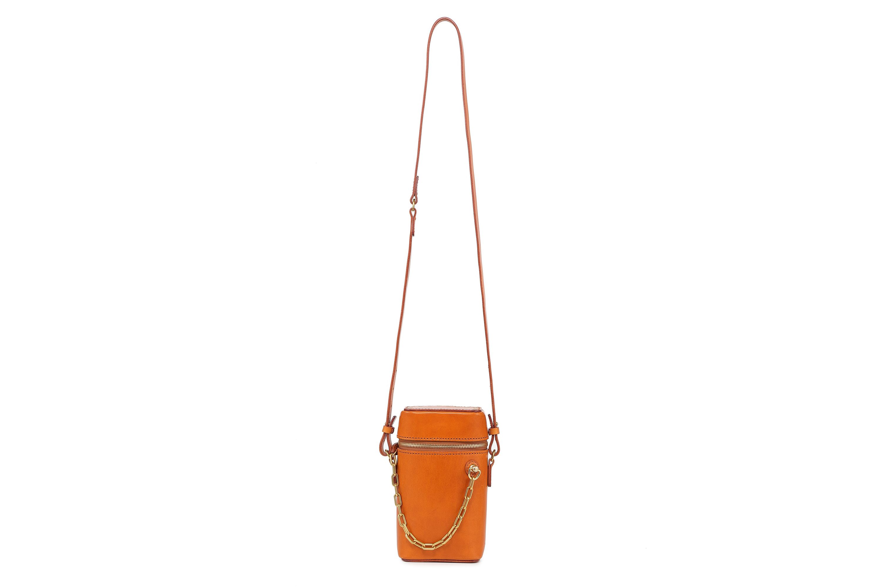 Oranda Slim Crossbody