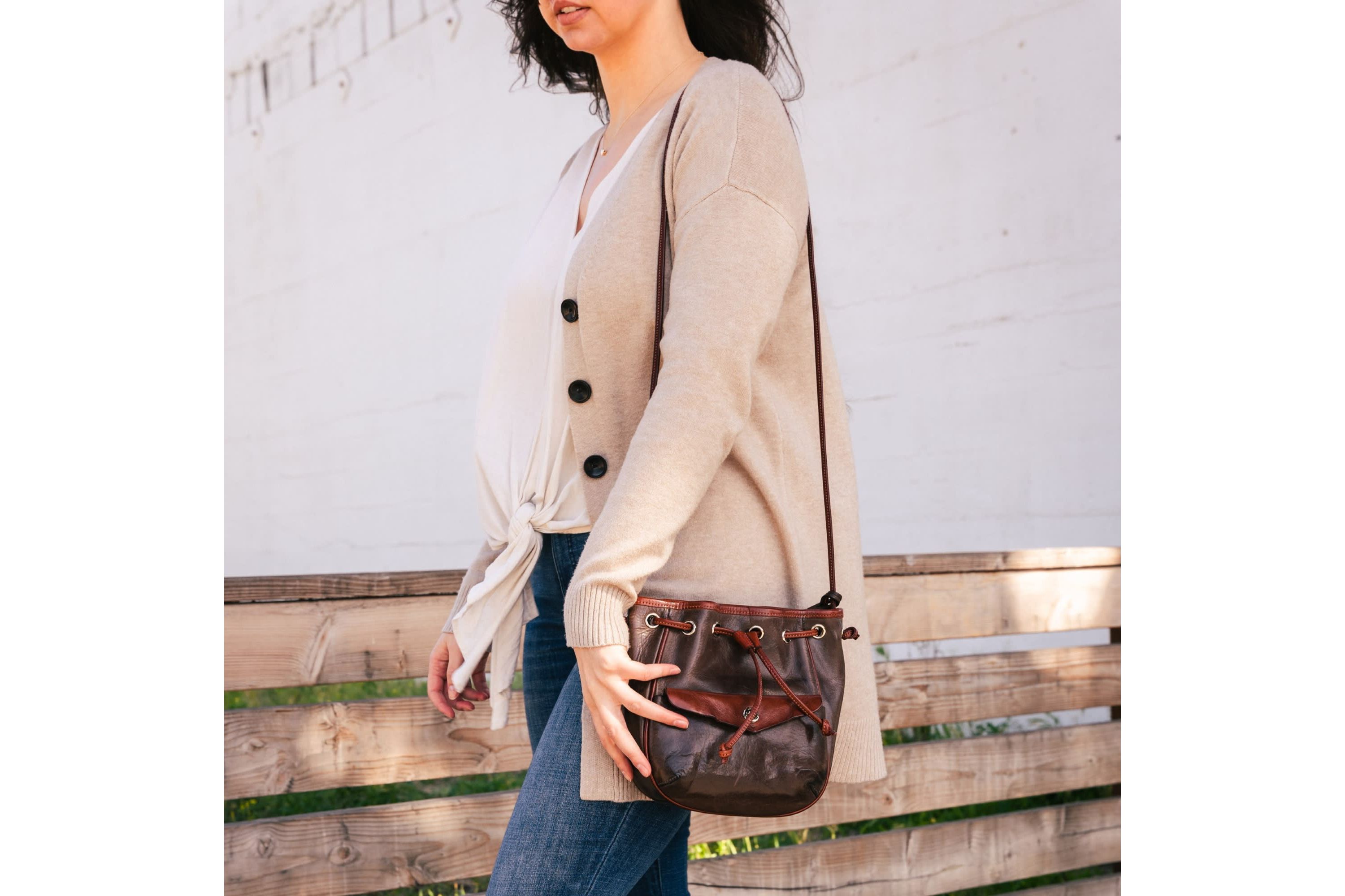 Snapper Convertible Bucket Crossbody