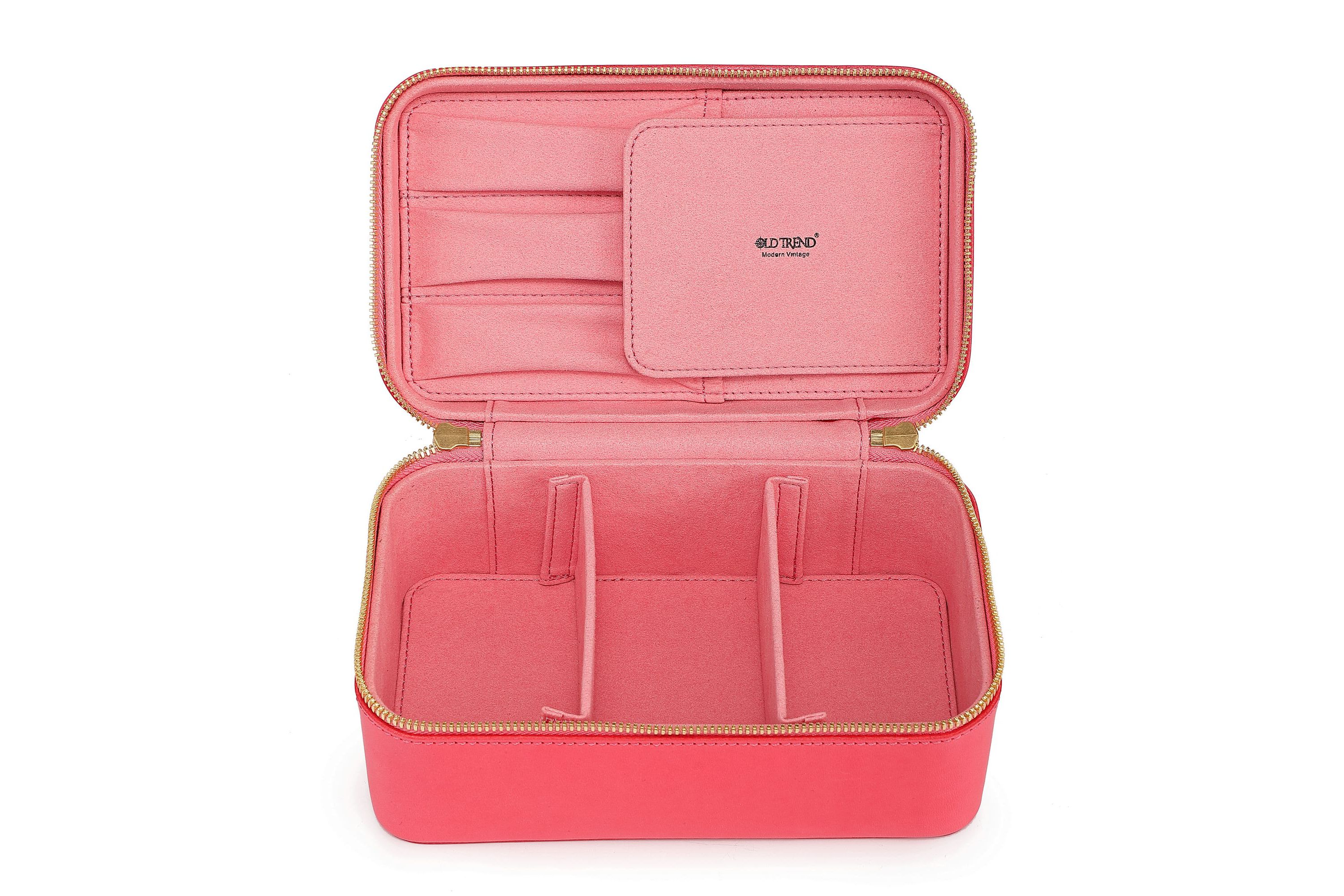 Old Trend Clivia Travel Beauty Box