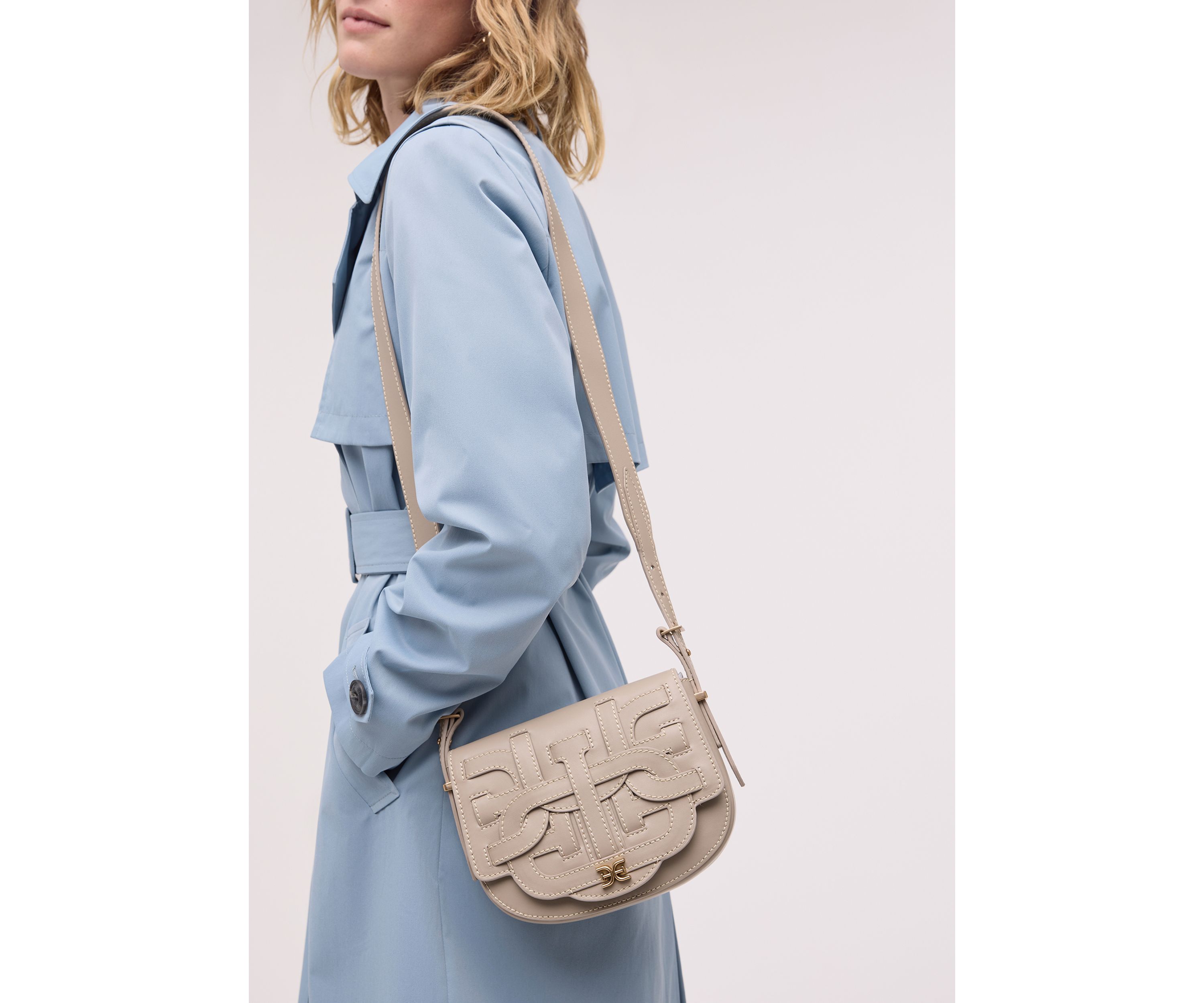 Small Cut Dye Saddle Bag