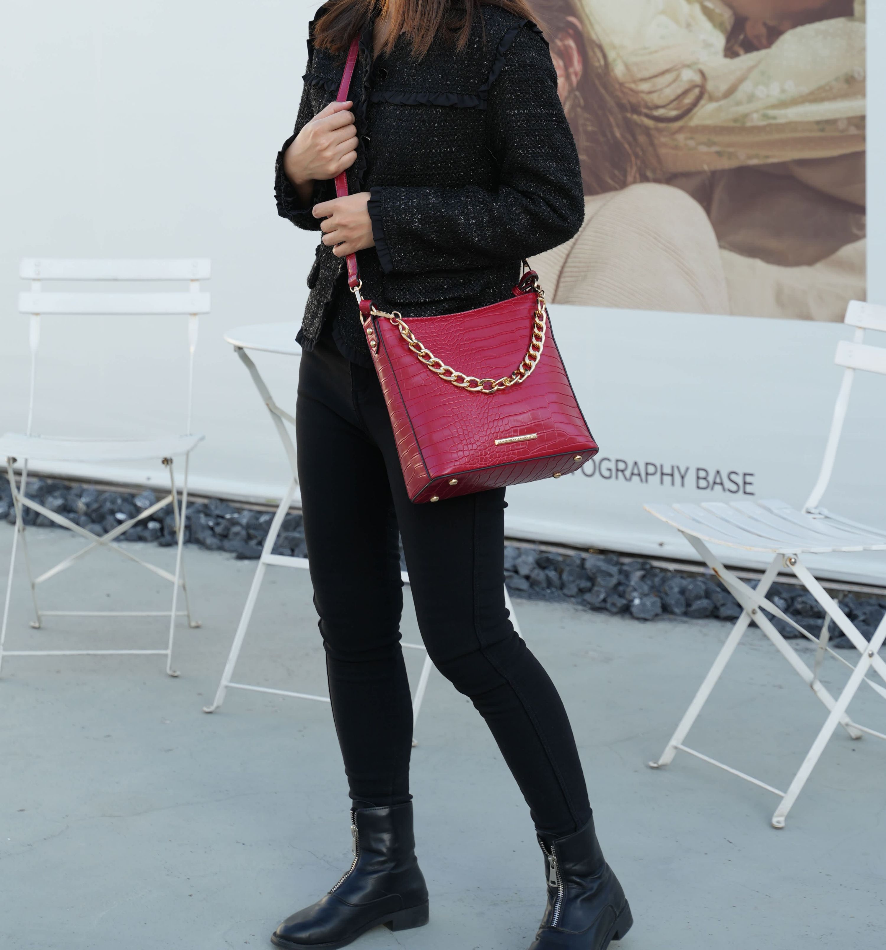 Bizzy Shoulder Bag