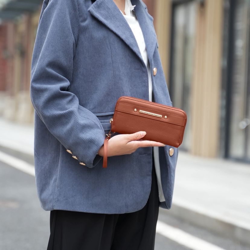 Gardenia Tote Bag