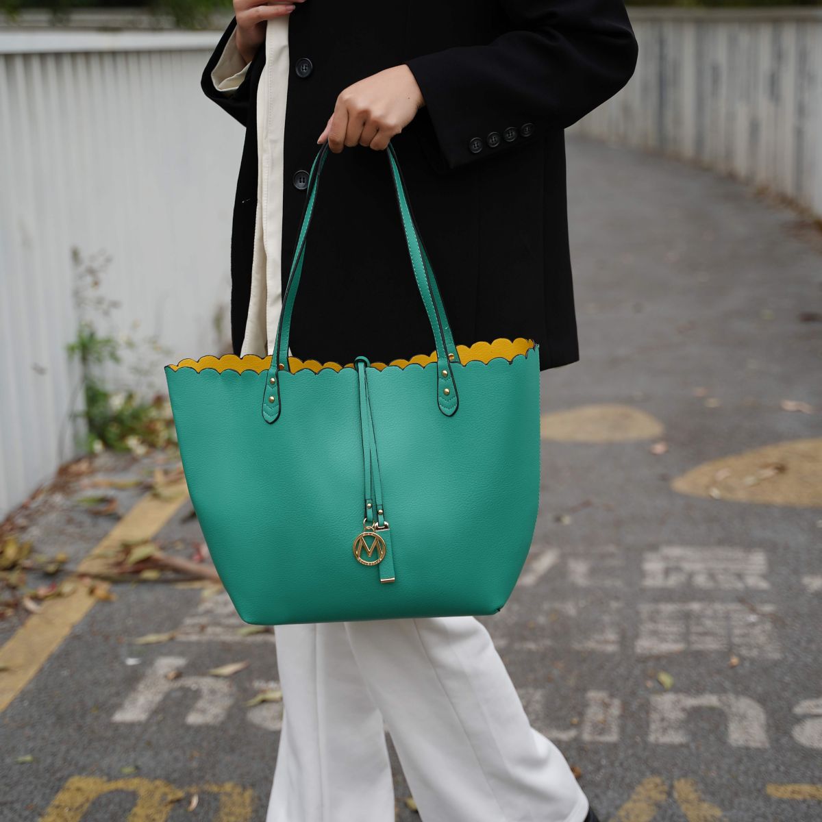 Amahia Tote Bag with Crossbody