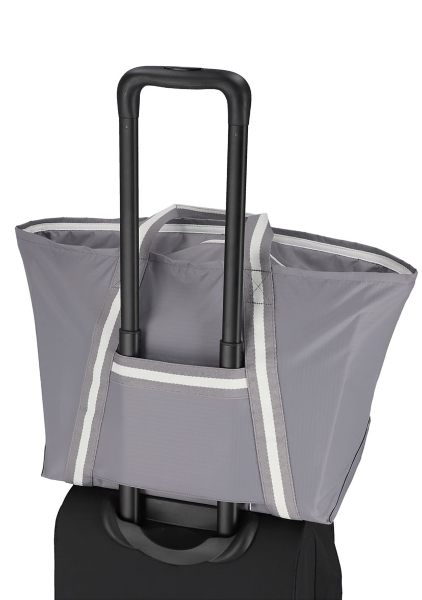 East/West Everyday Tote