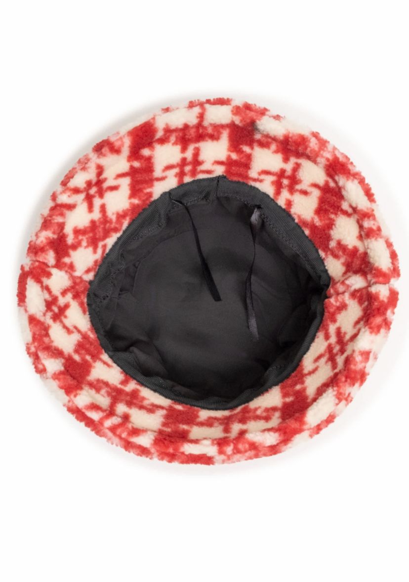 PLAID SHERPA BUCKET