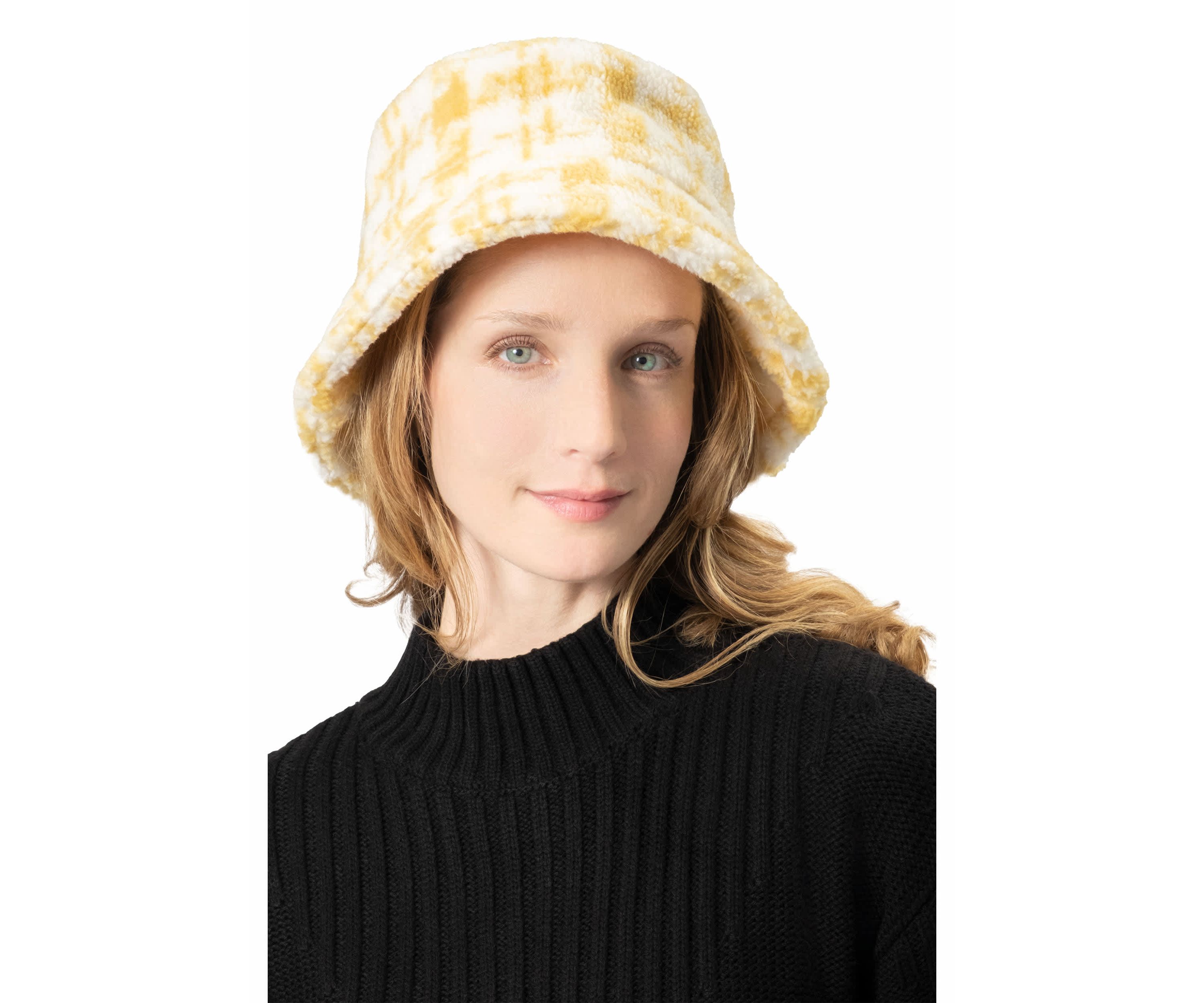 PLAID SHERPA BUCKET