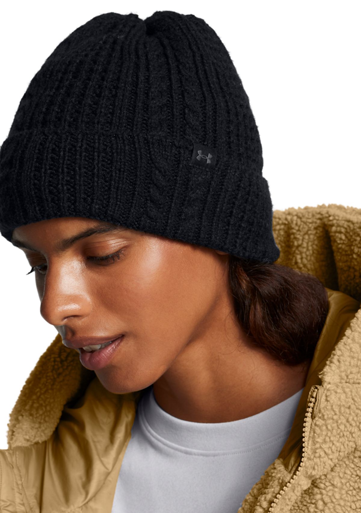 Womens Halftime Cable Knit Beanie