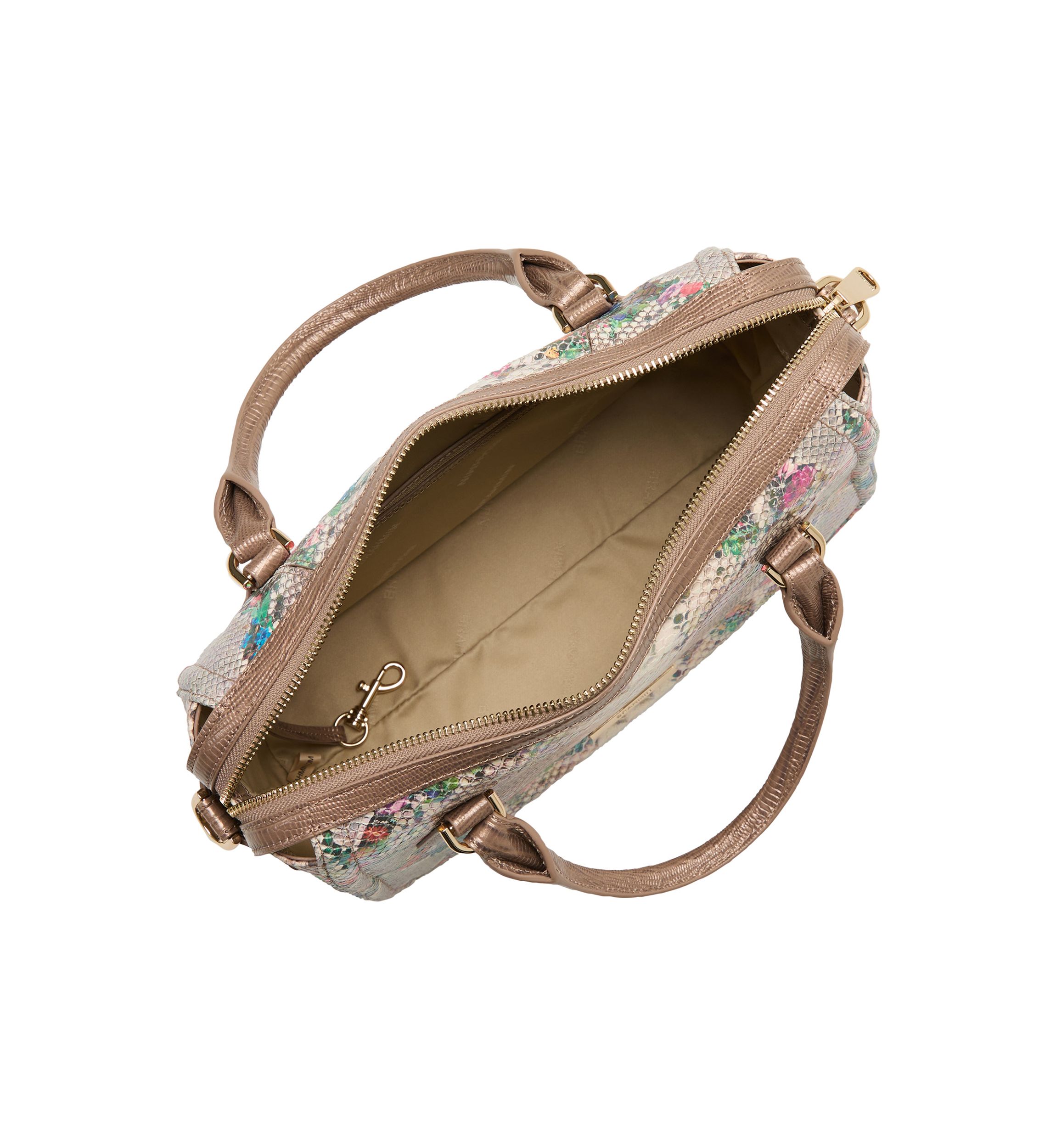 Micaela Satchel