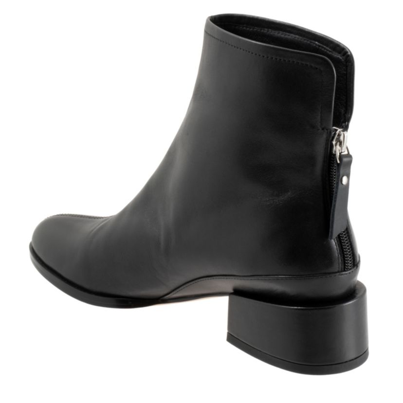 Cast Boot
