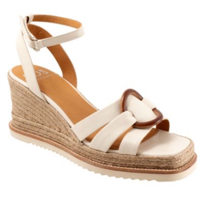 EOS Womens Zeline Sandal