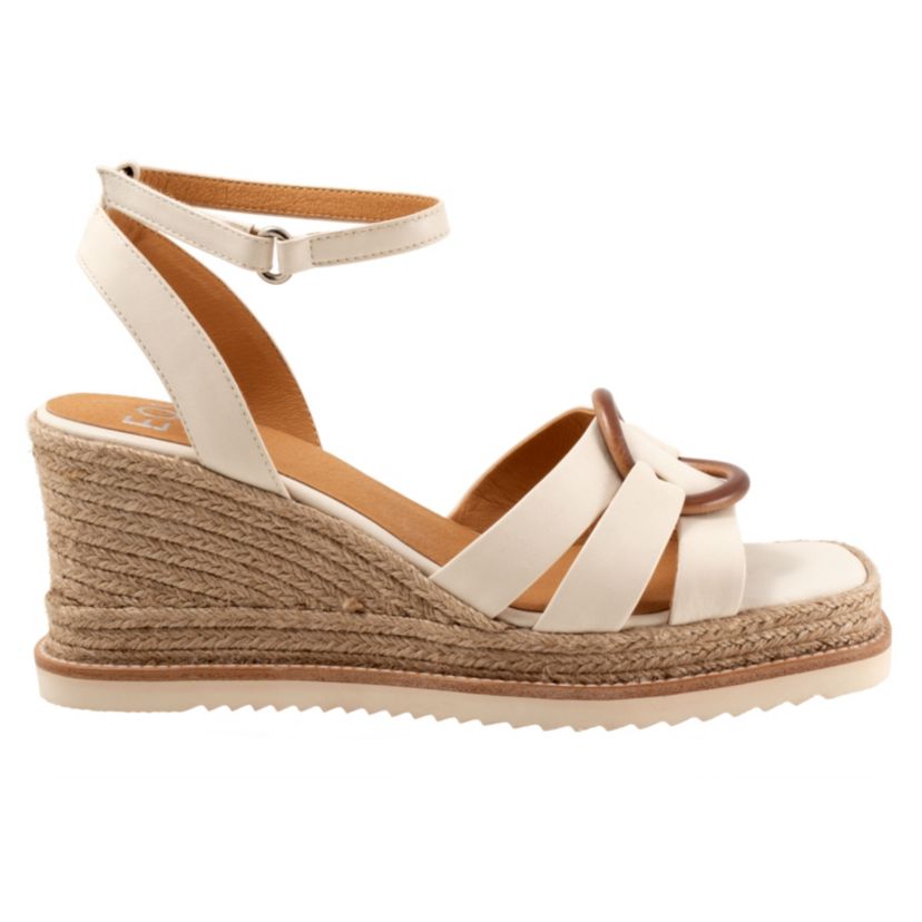 Zeline Sandal