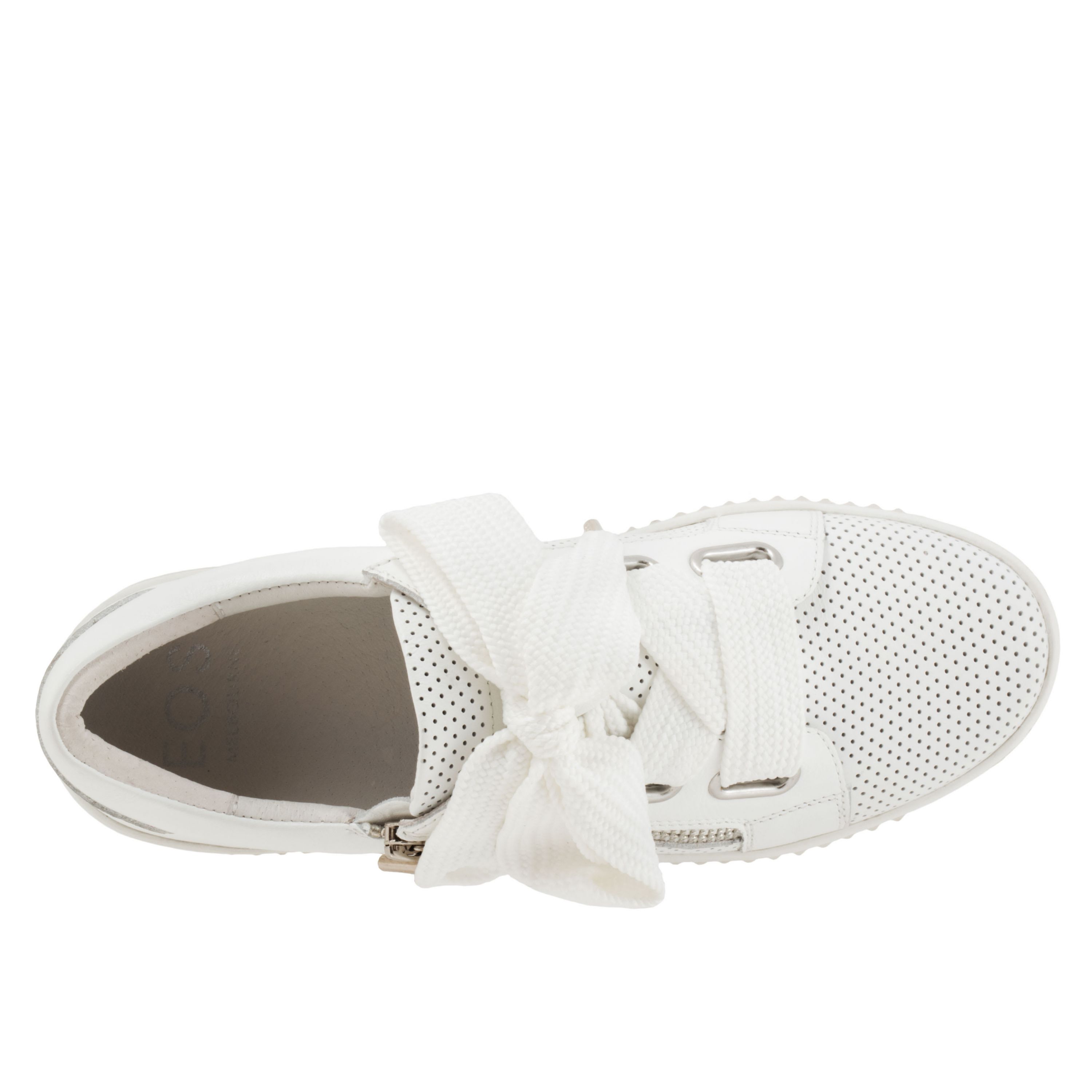 Jovi Perf Sneaker