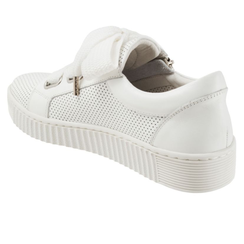 Jovi Perf Sneaker