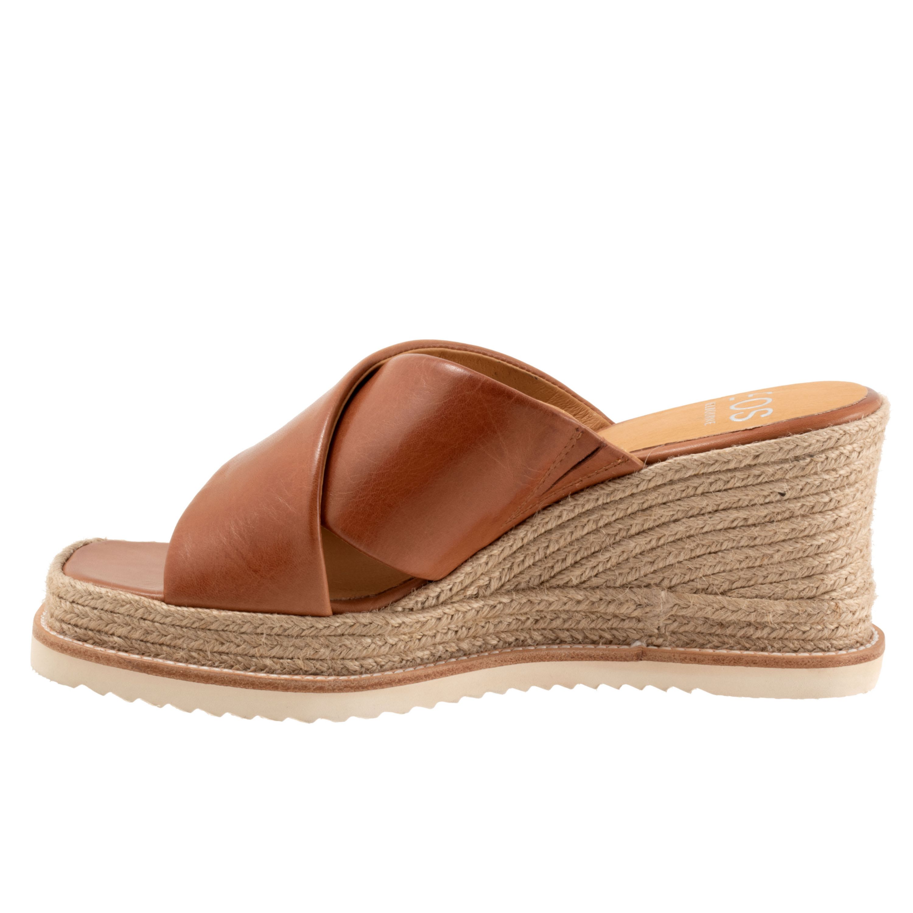 Zelie Sandal