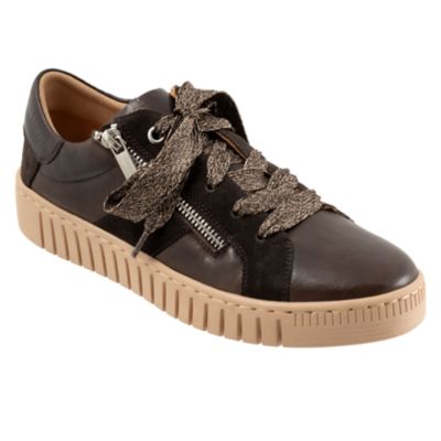 EOS Womens Tinah Sneaker